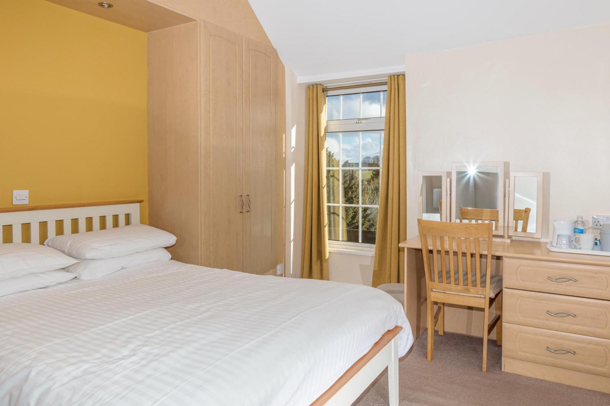 Deluxe Apartment,1648894521:JPEG