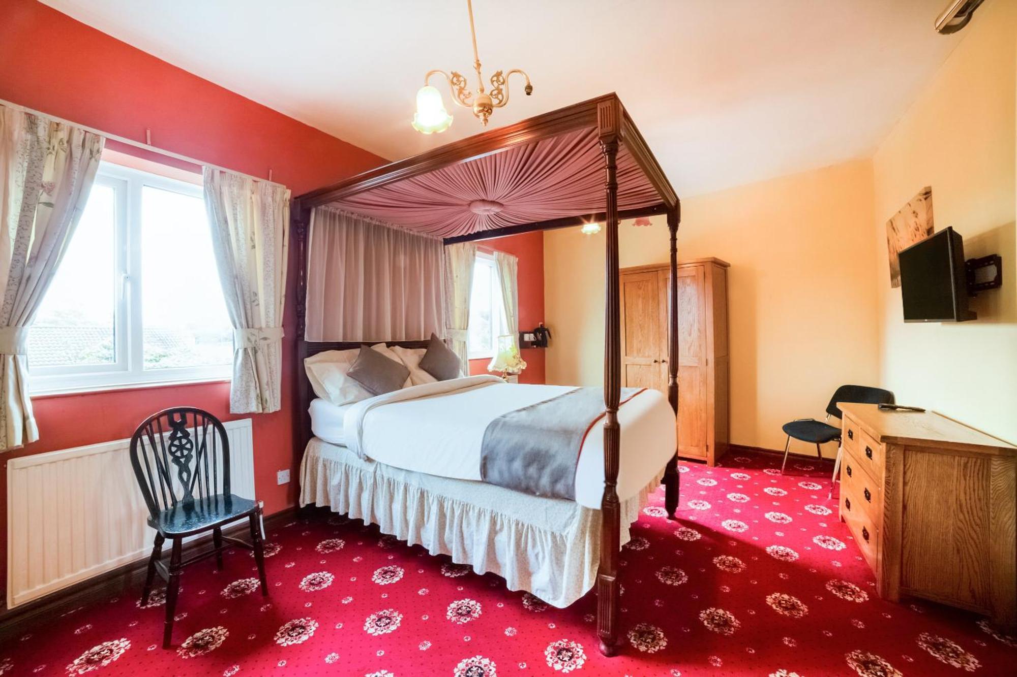 Standard Double Room,1657859165:JPEG