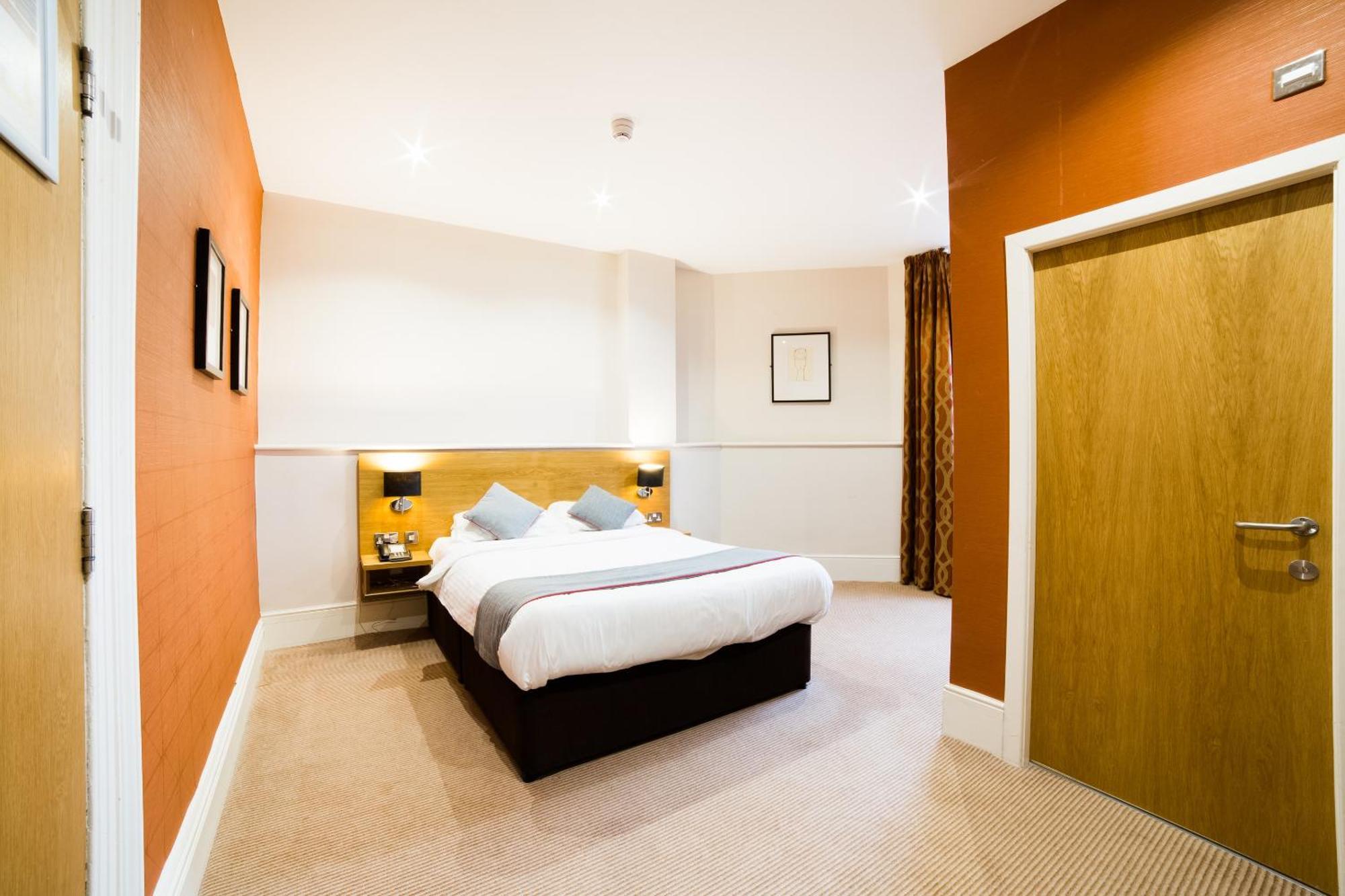 Deluxe Double Room,1657878342:JPEG