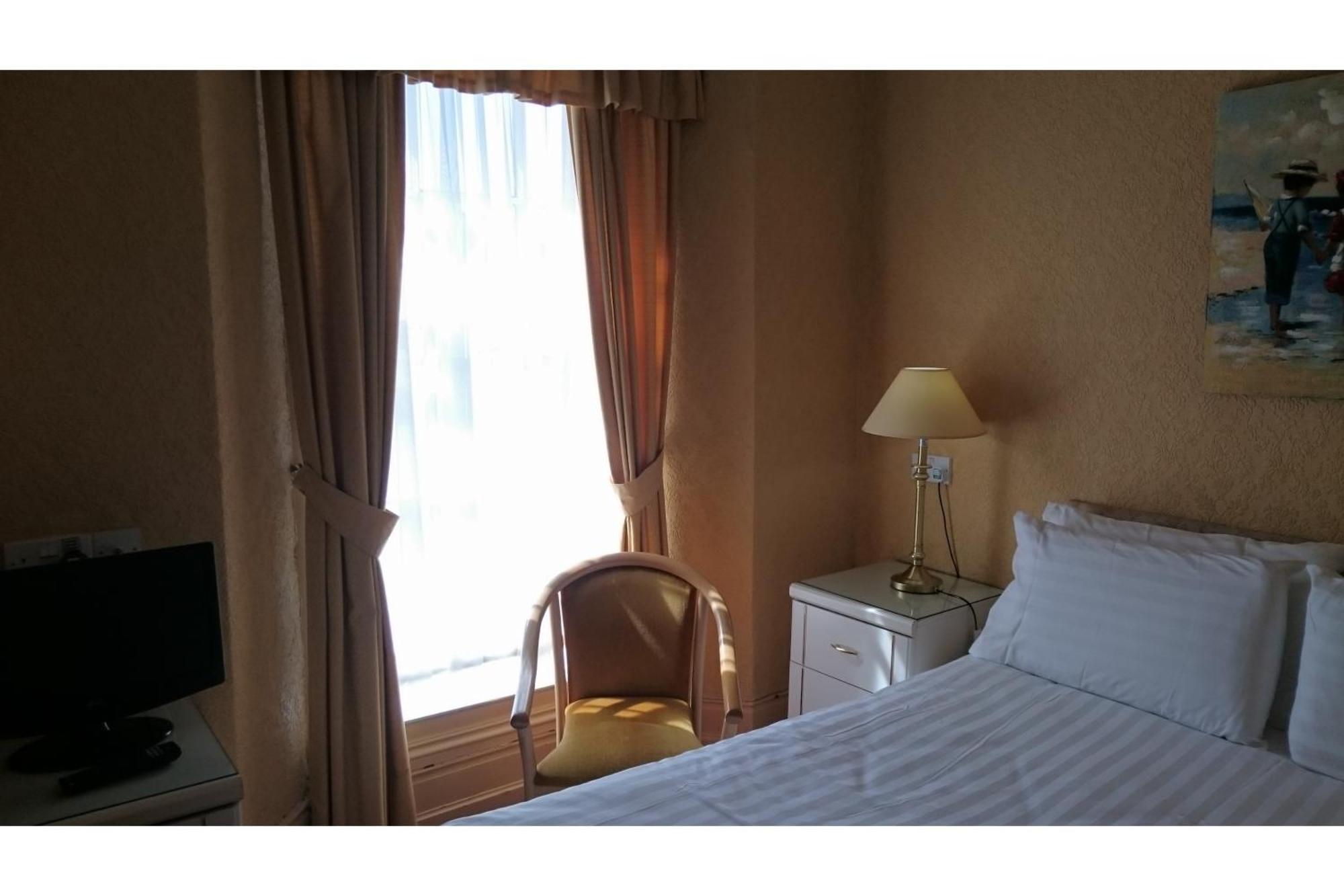 Standard Single Room,1658102120:JPEG