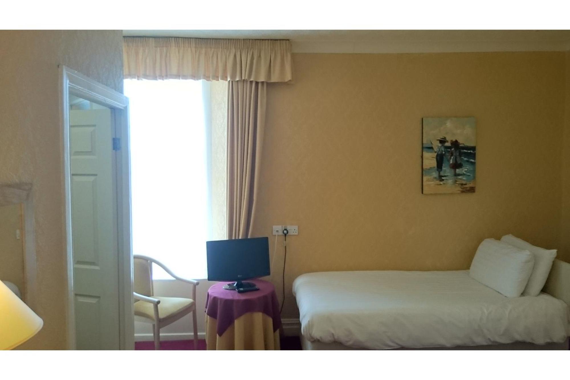 Standard Single Room,1658102127:JPEG