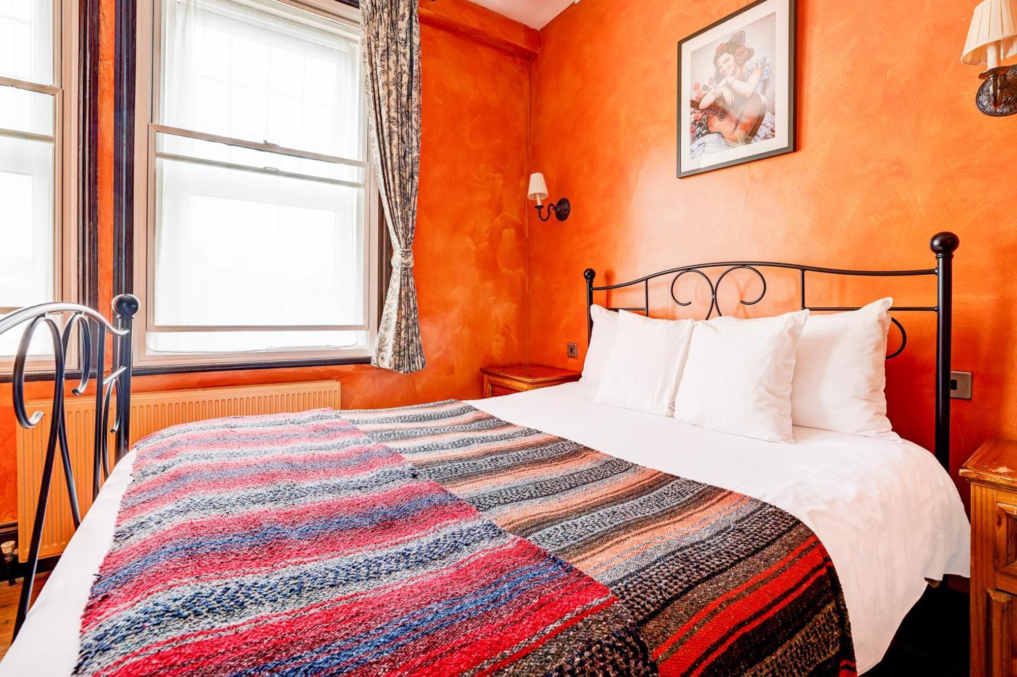 Deluxe En Suite Triple Room,1659456956:JPEG