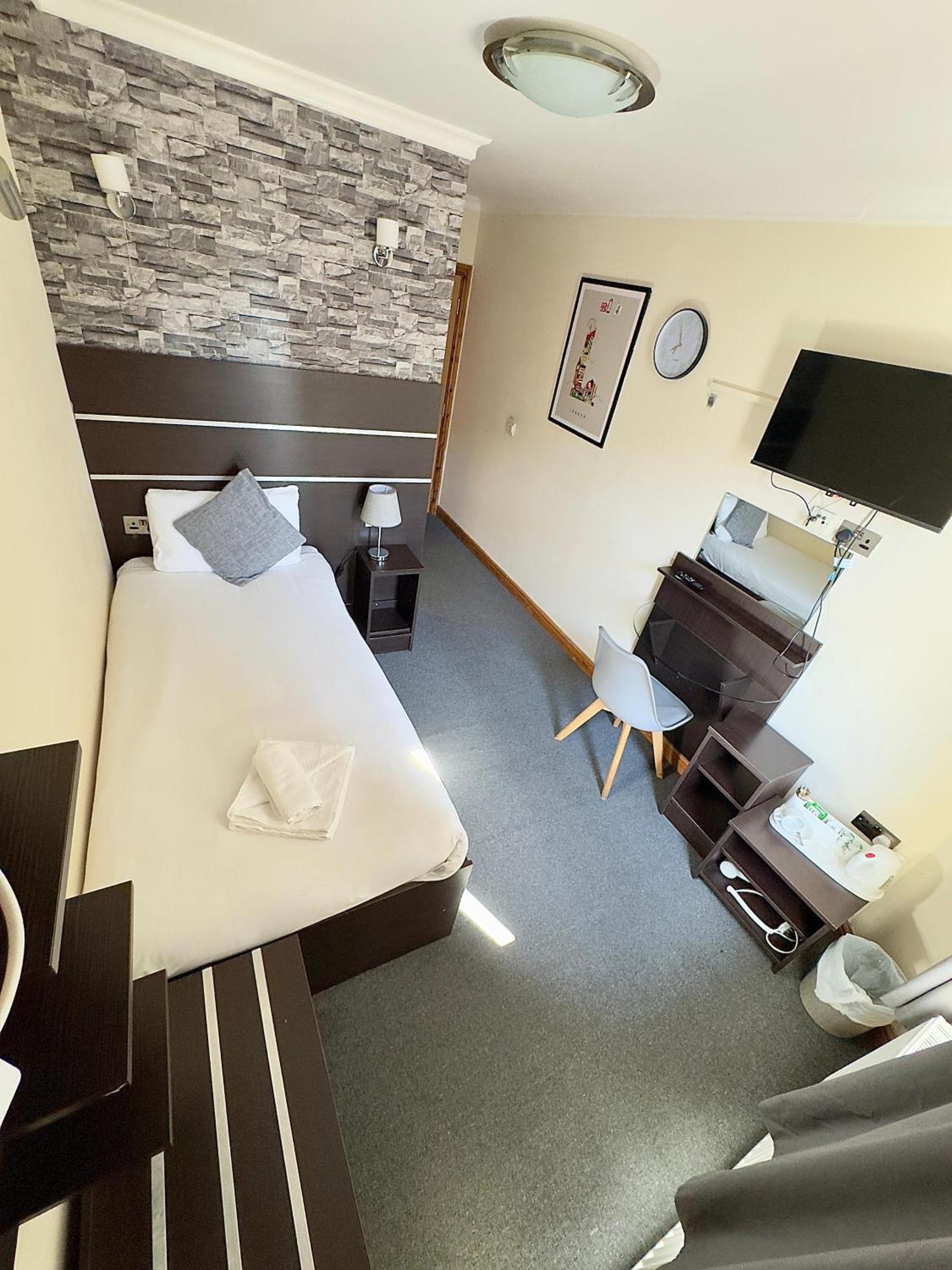 Deluxe Single Room,1659486223:JPEG