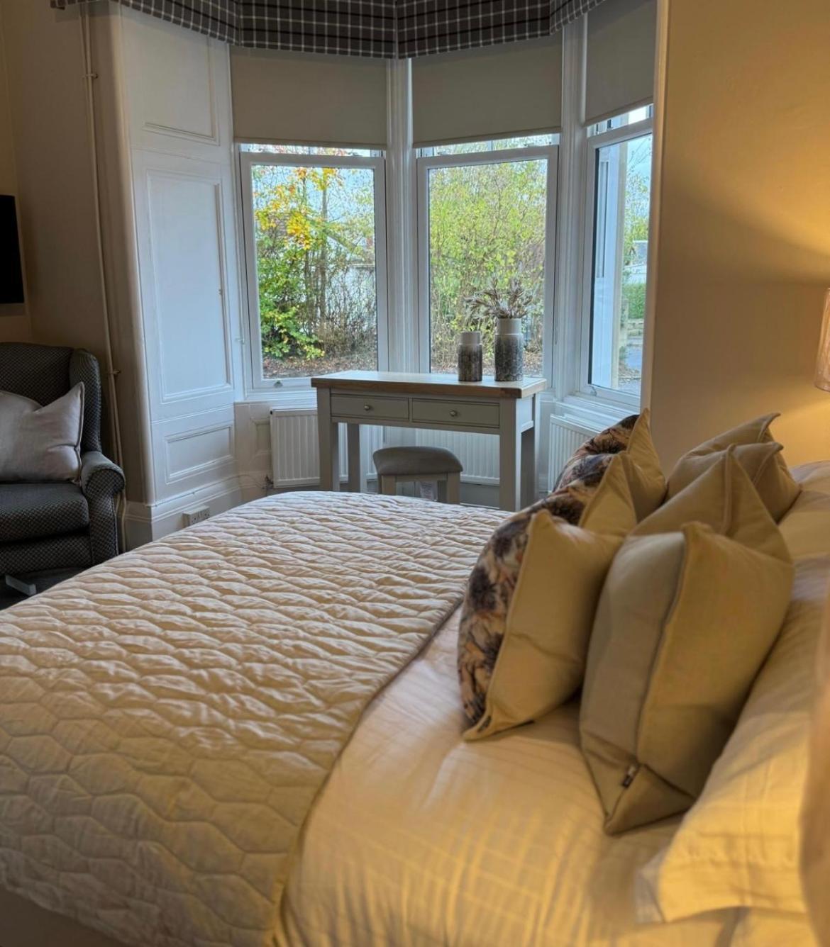 Double Room,1659503802:JPEG