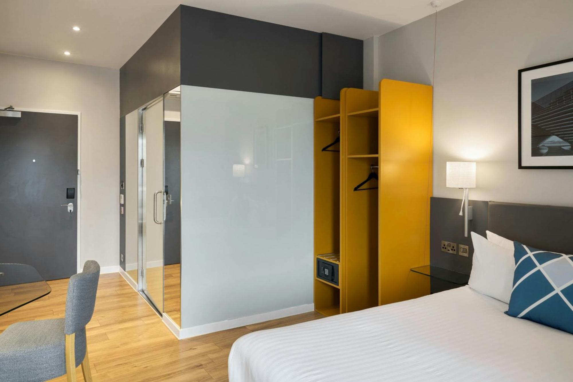 Twin Room with One Double Bed,1660337103:JPEG