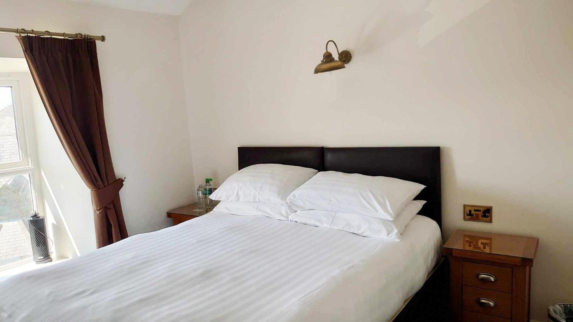 Double Room Sea Mountain View,1662420281:JPEG