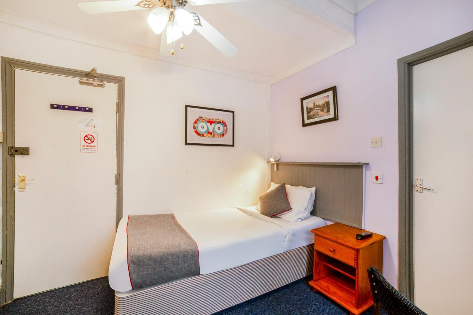 Standard Single Room,1663033321:JPEG