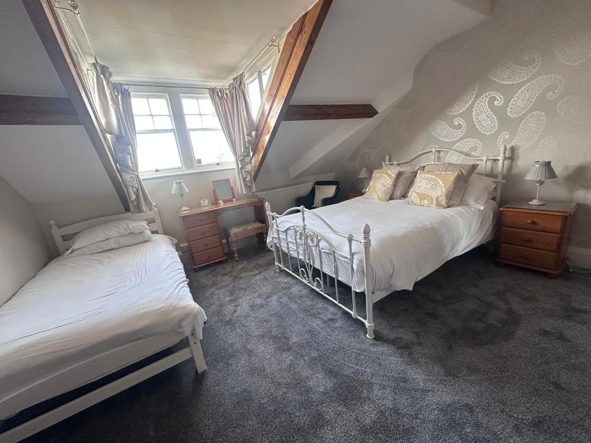 Standard Family Room,1666662996:JPEG