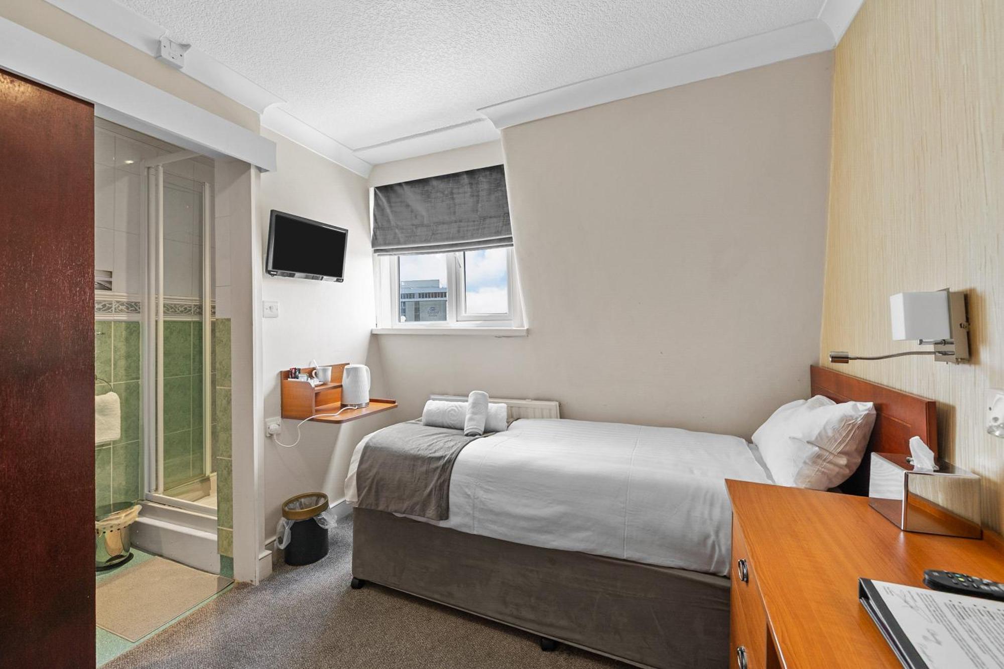 Single Room,1668054164:JPEG