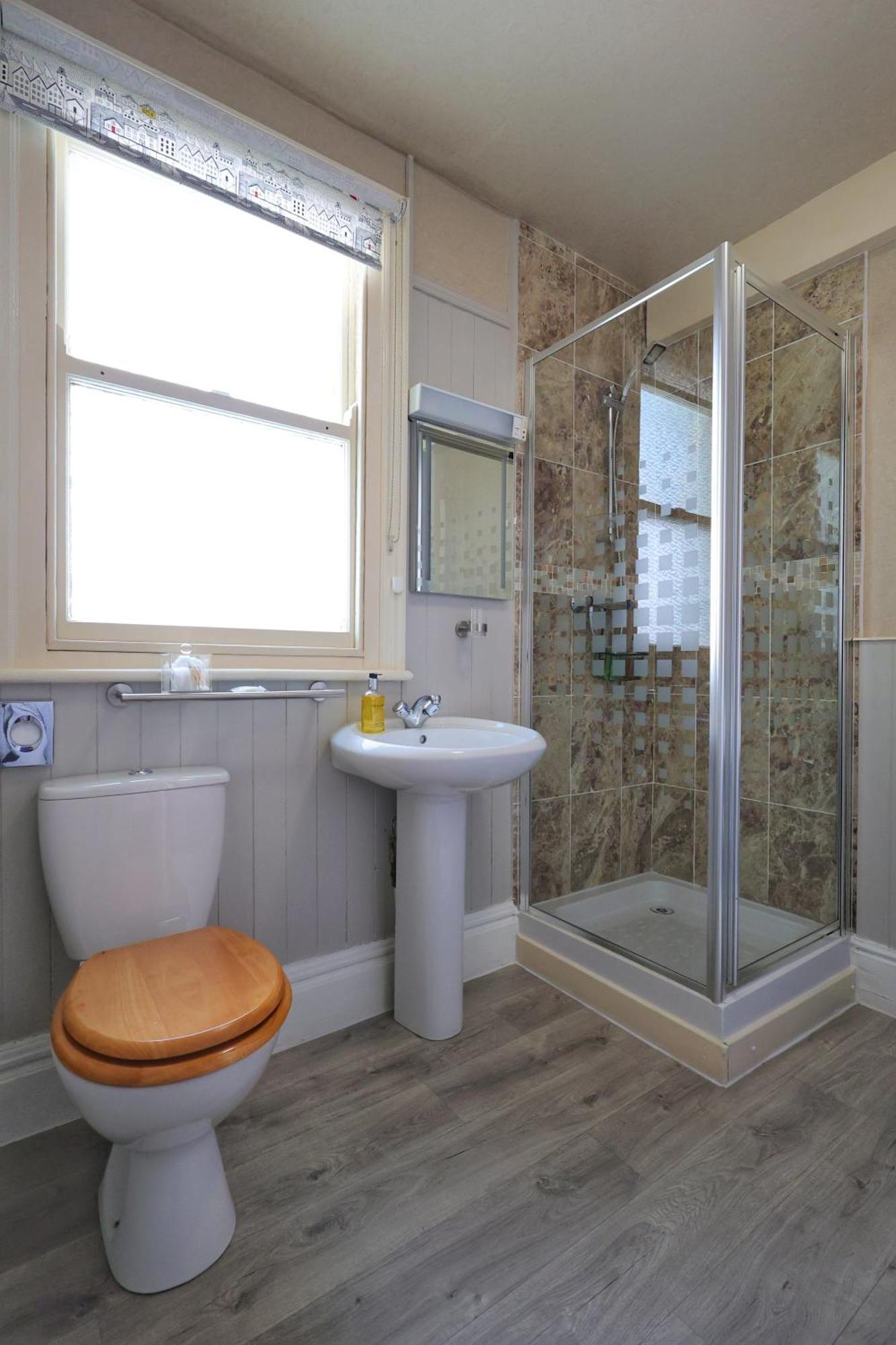 Deluxe Double or Twin Room,1669817241:JPEG