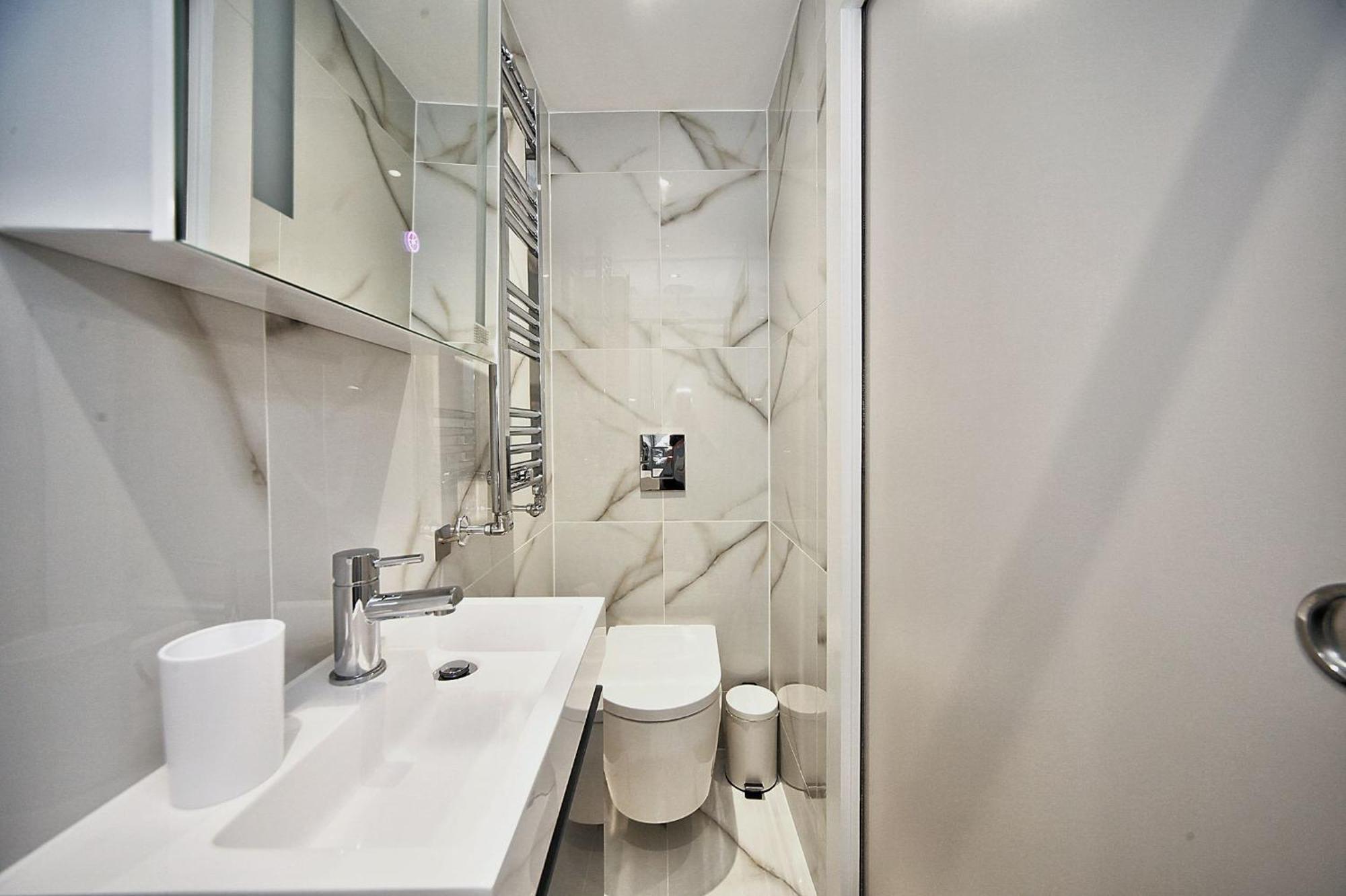 Double Room with Private Bathroom