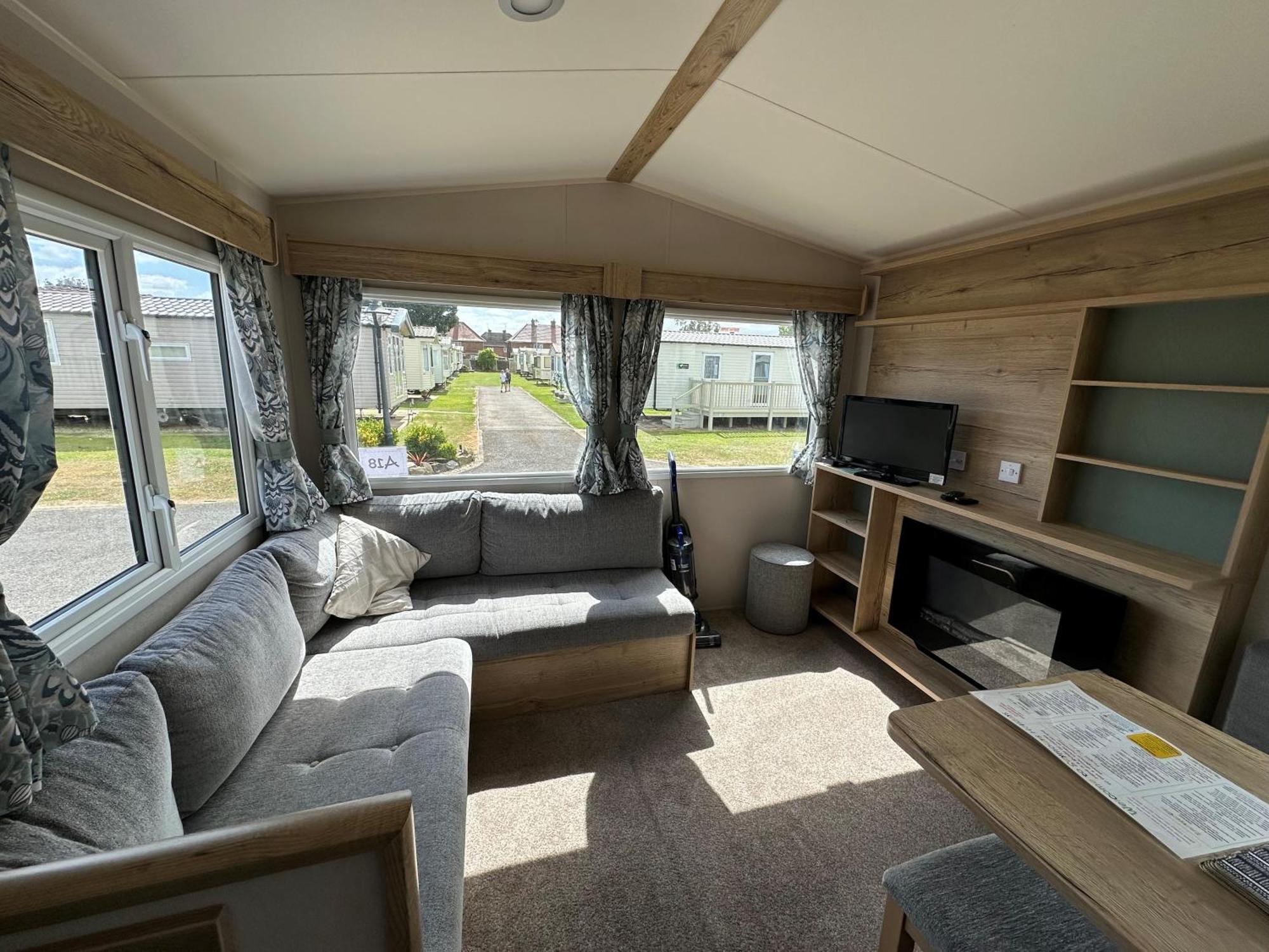 Holiday Home,1670761130:JPEG
