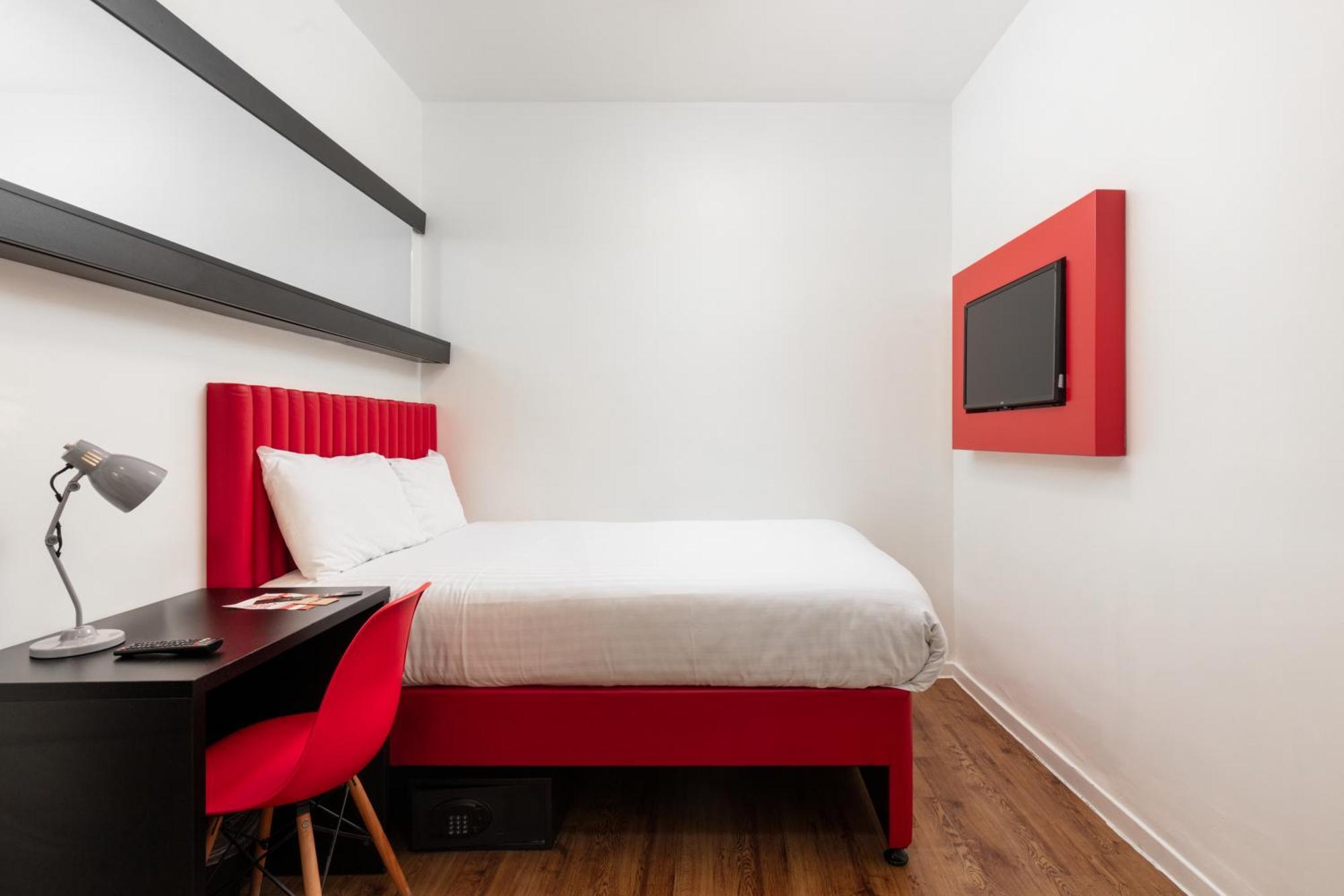 Quarto Duplo sem Janela