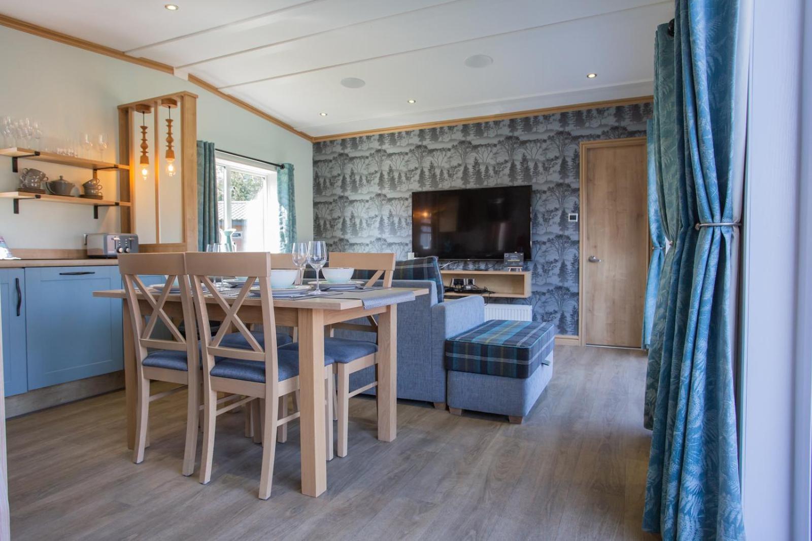 Indulgent Zen with Hot Tub,1676784624:JPEG