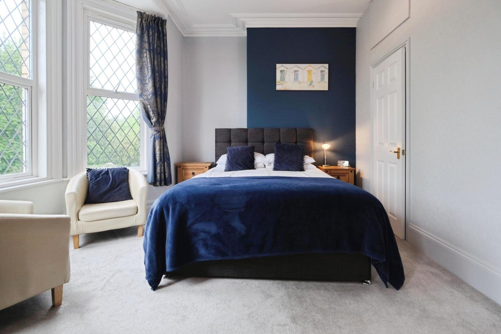 Deluxe Triple Room with Sea View (No Dogs)