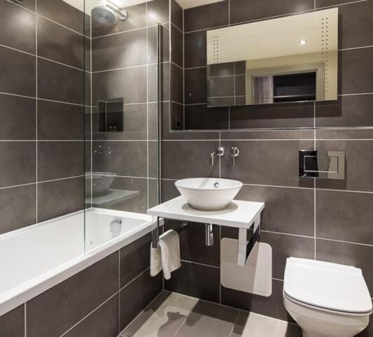 King Room,1681713783:JPEG