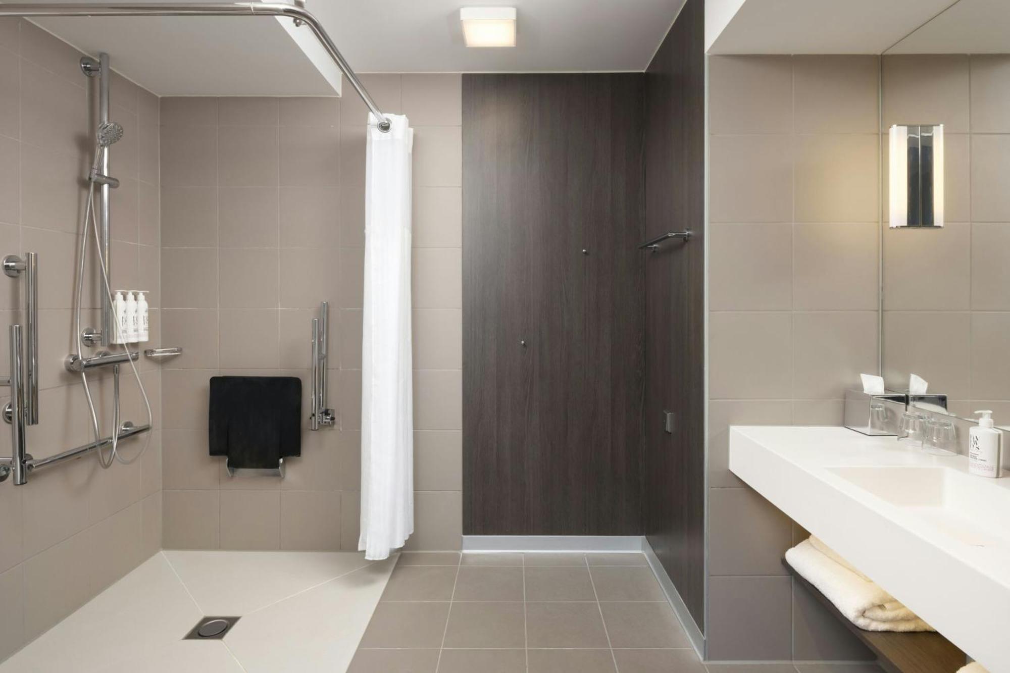 Moxy Extra Sleeper Room
