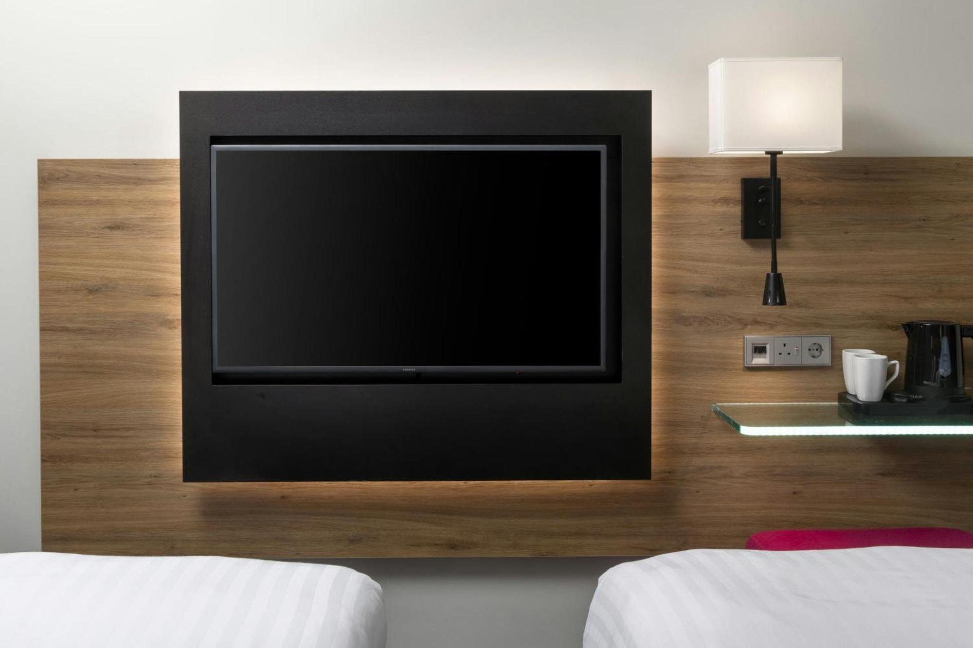 Moxy Twin Sleeper Room
