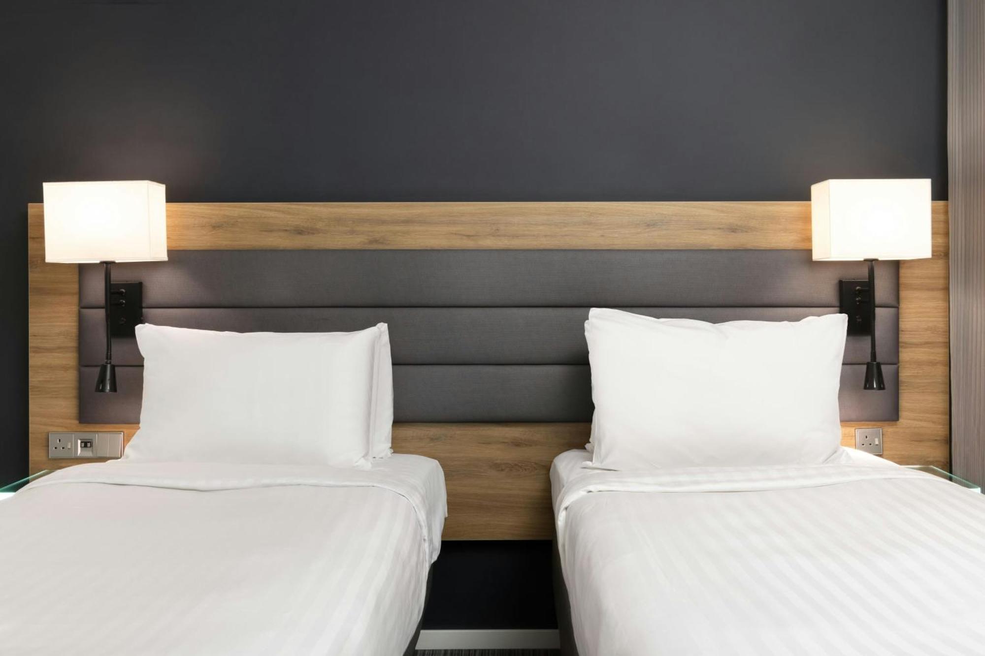 Moxy Twin Sleeper Room