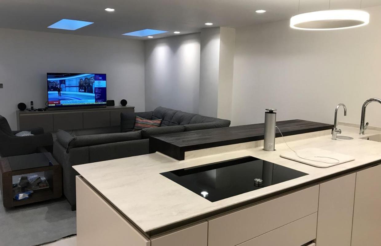 Two-Bedroom Deluxe Apartment