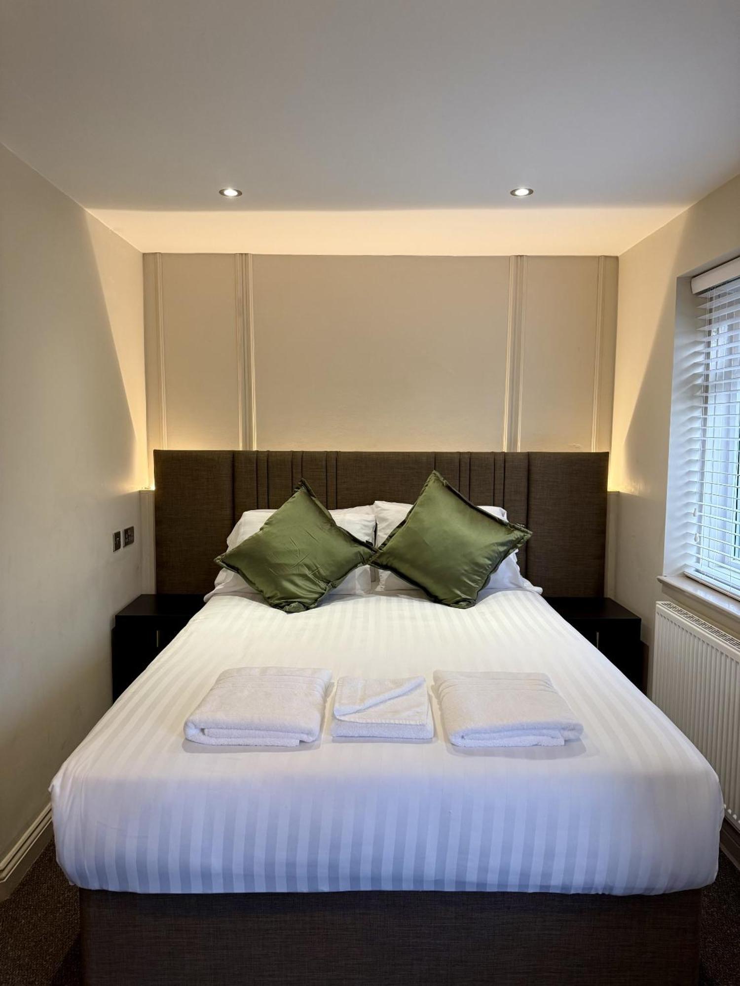 Chambre Lit King-Size - Vue sur Jardin