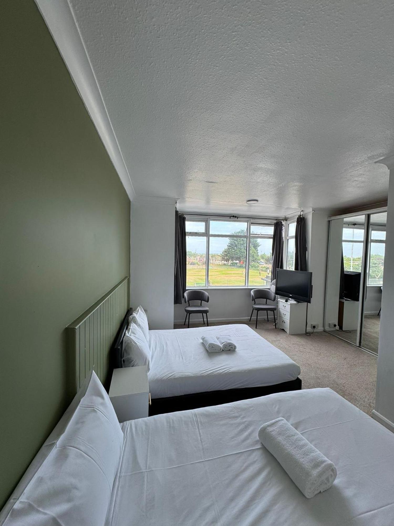 Triple Room with Sea View