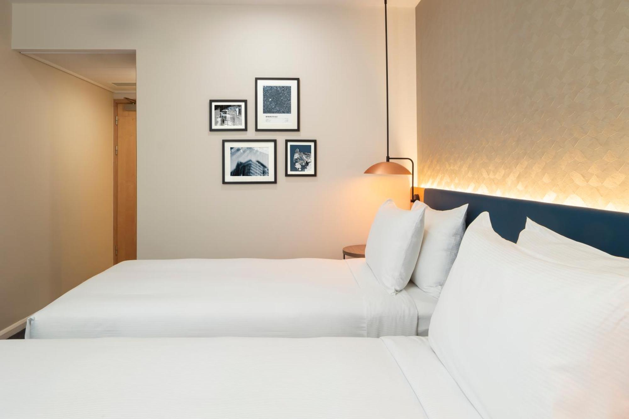 Twin Room,1697774099:JPEG