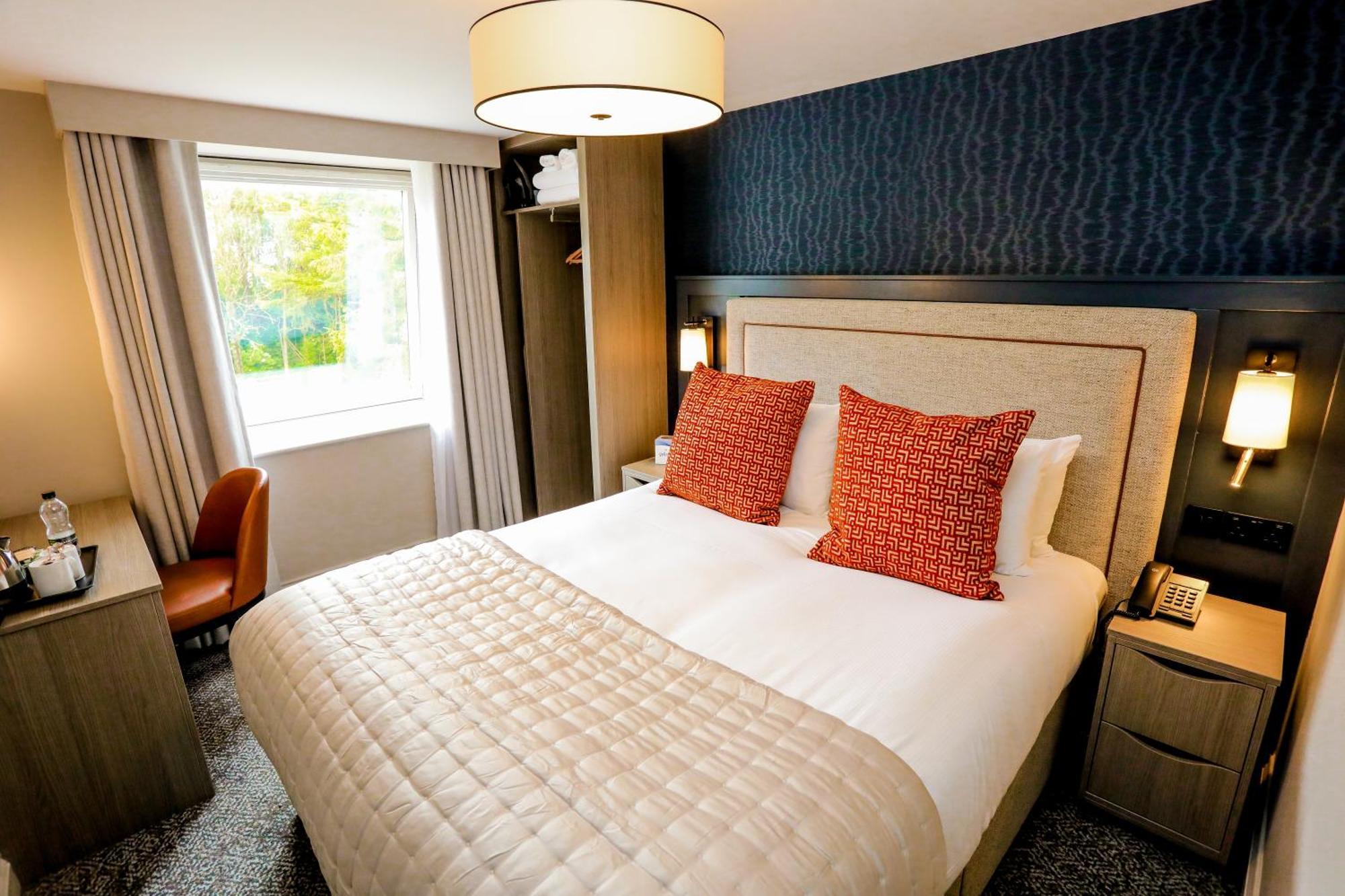Deluxe Double Room,1697776854:JPEG