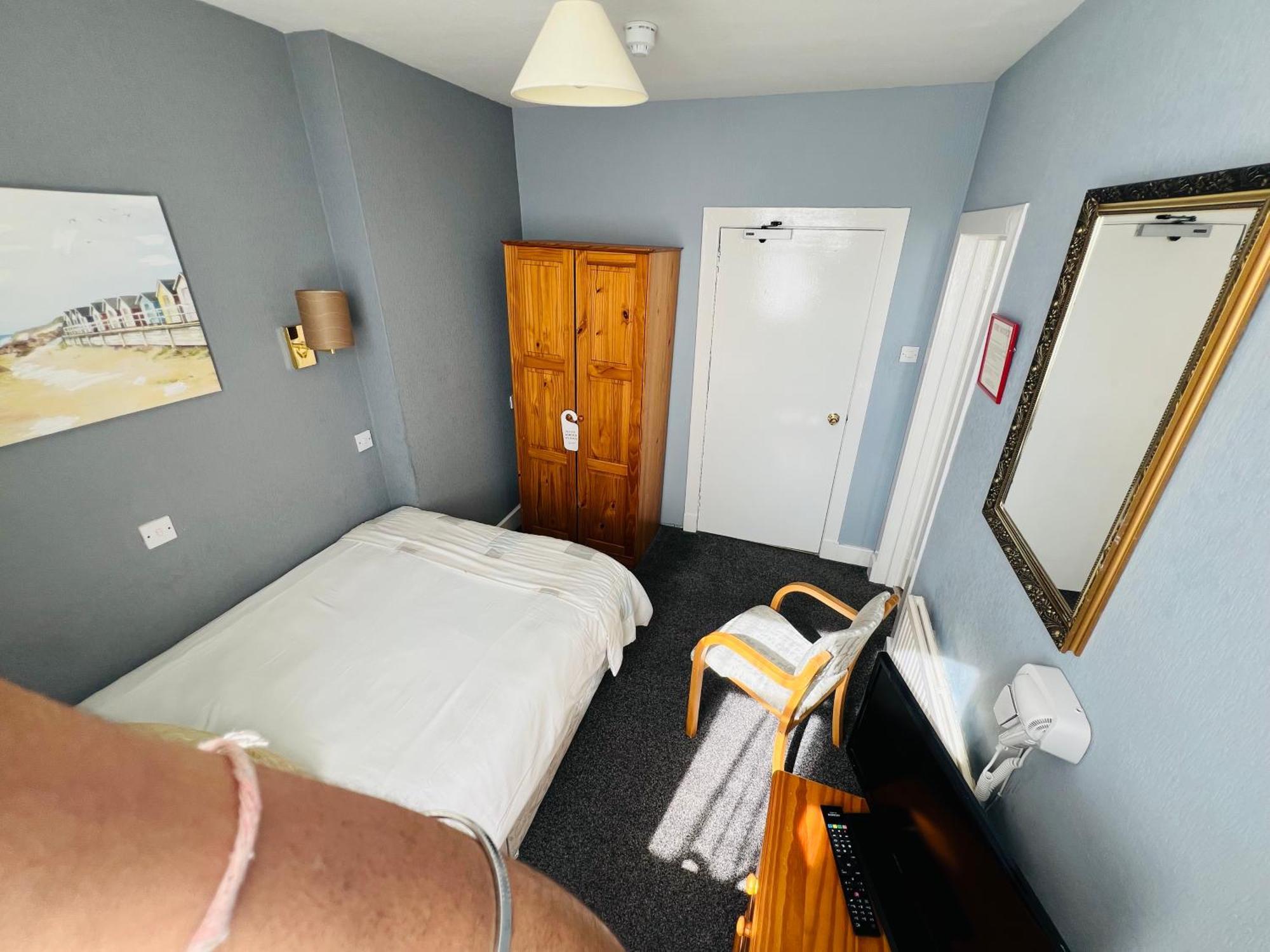 Double Room,1698221452:JPEG