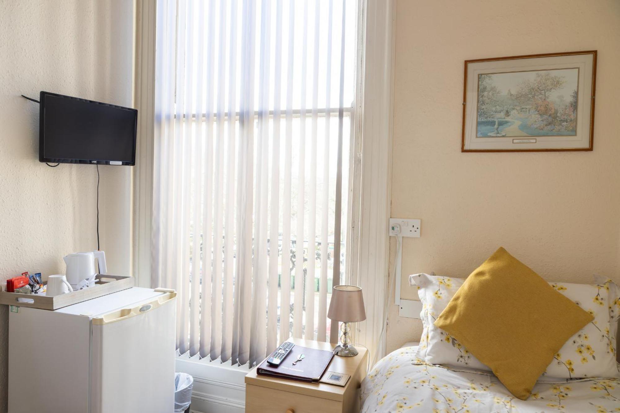 Single Room with Front View,1698256754:JPEG