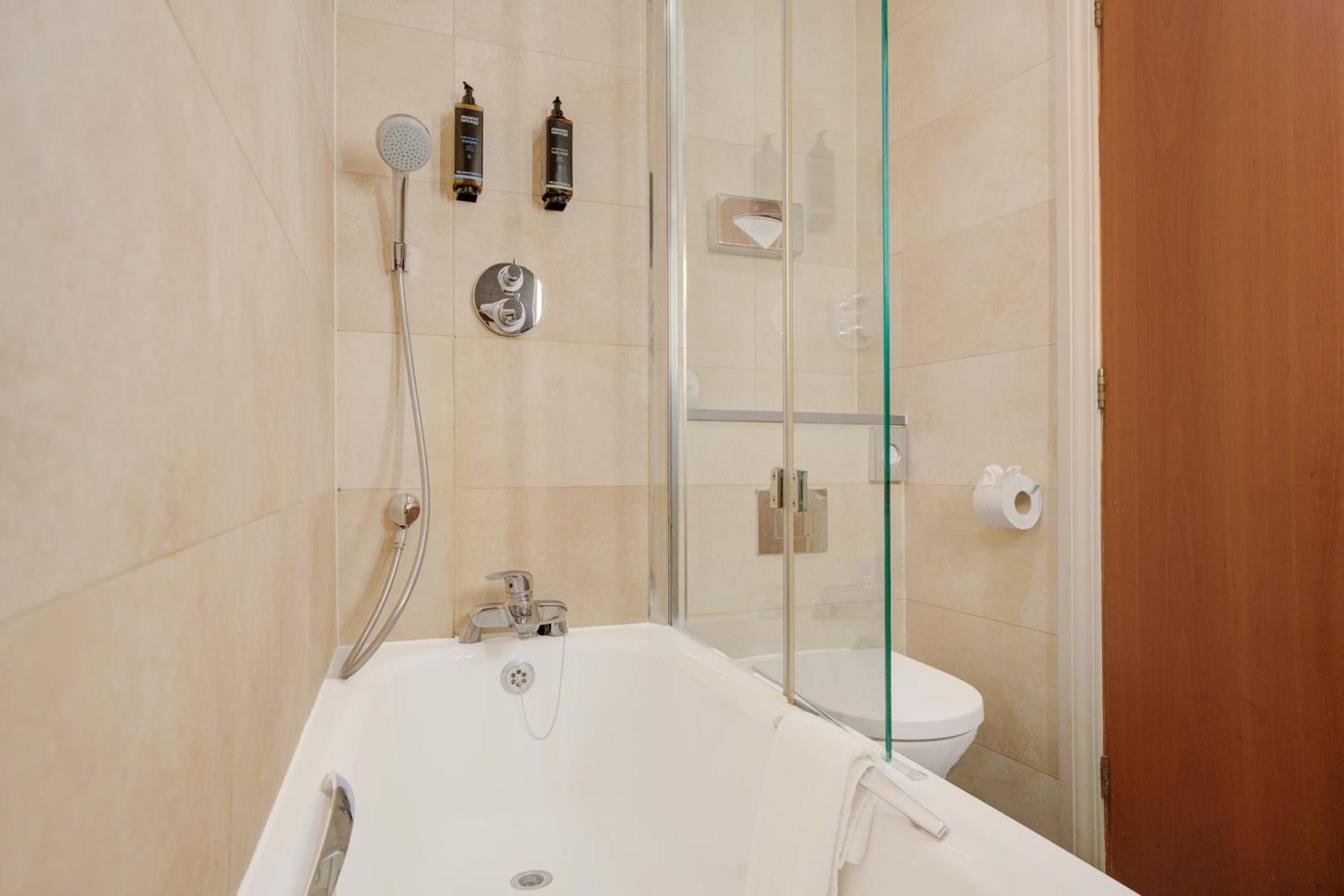Quarto Duplo Standard