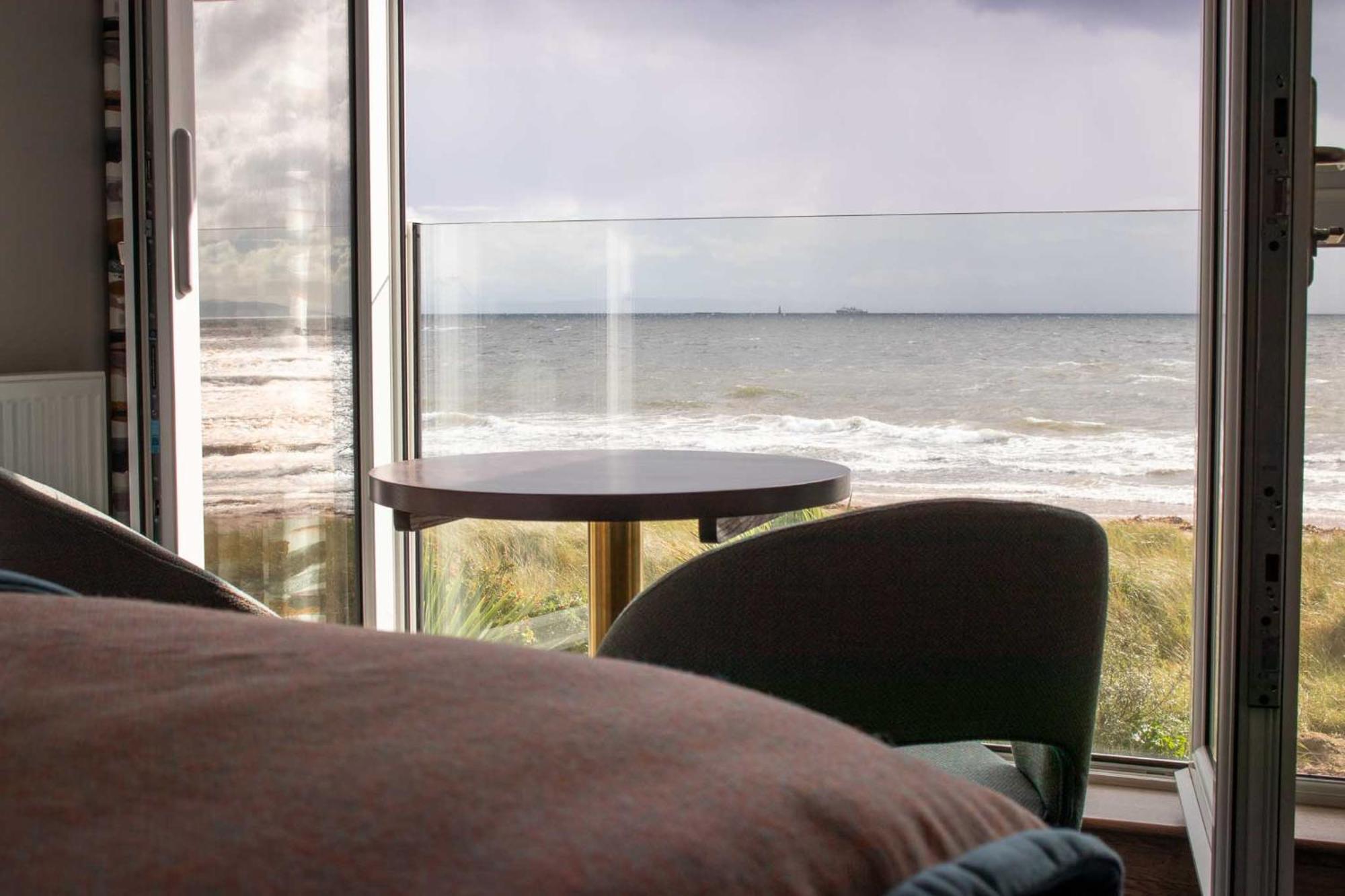Superior Sea View