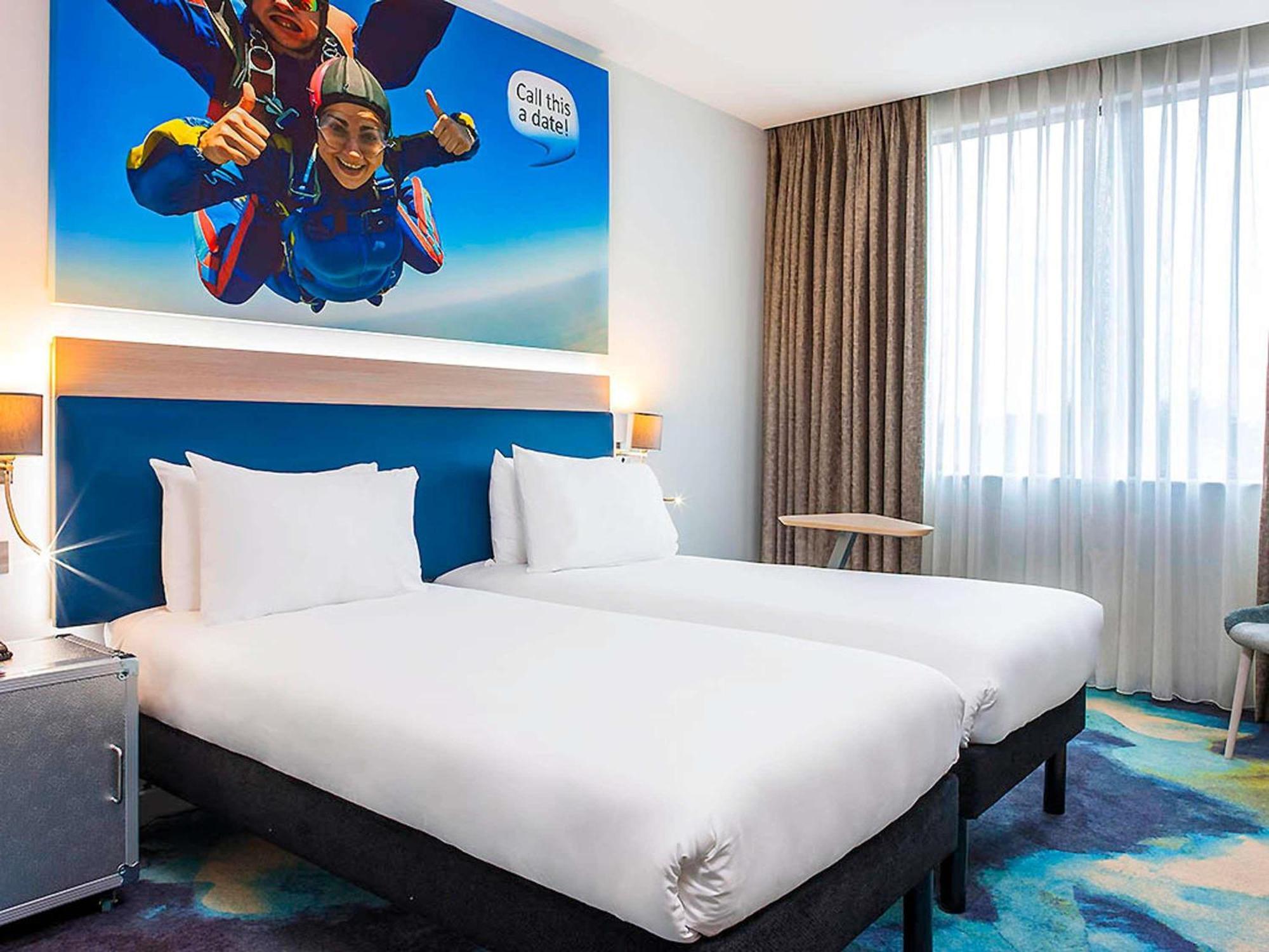 Twin Room,695081097:JPEG