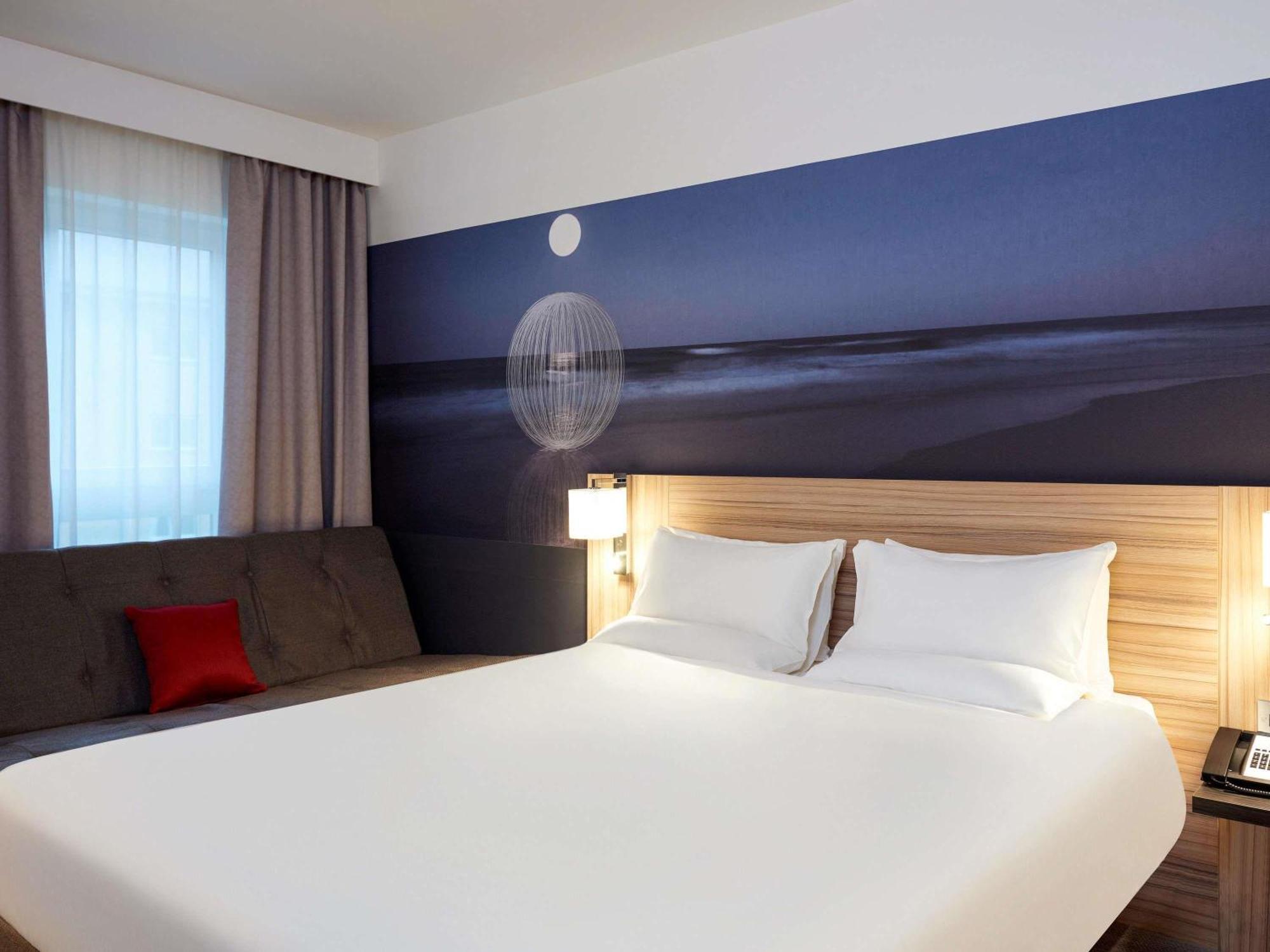 Executive Queen Room