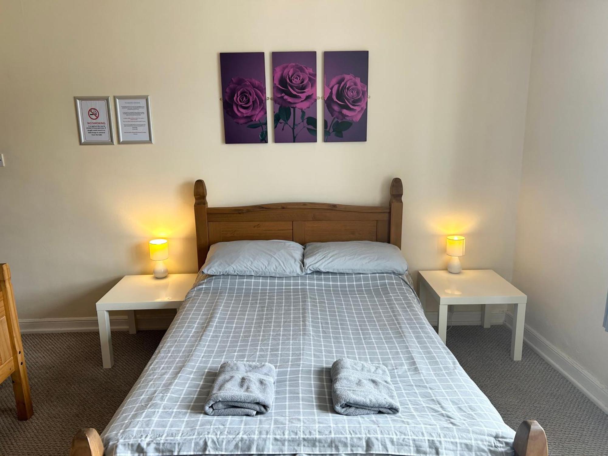 Family Room (3 Adults)