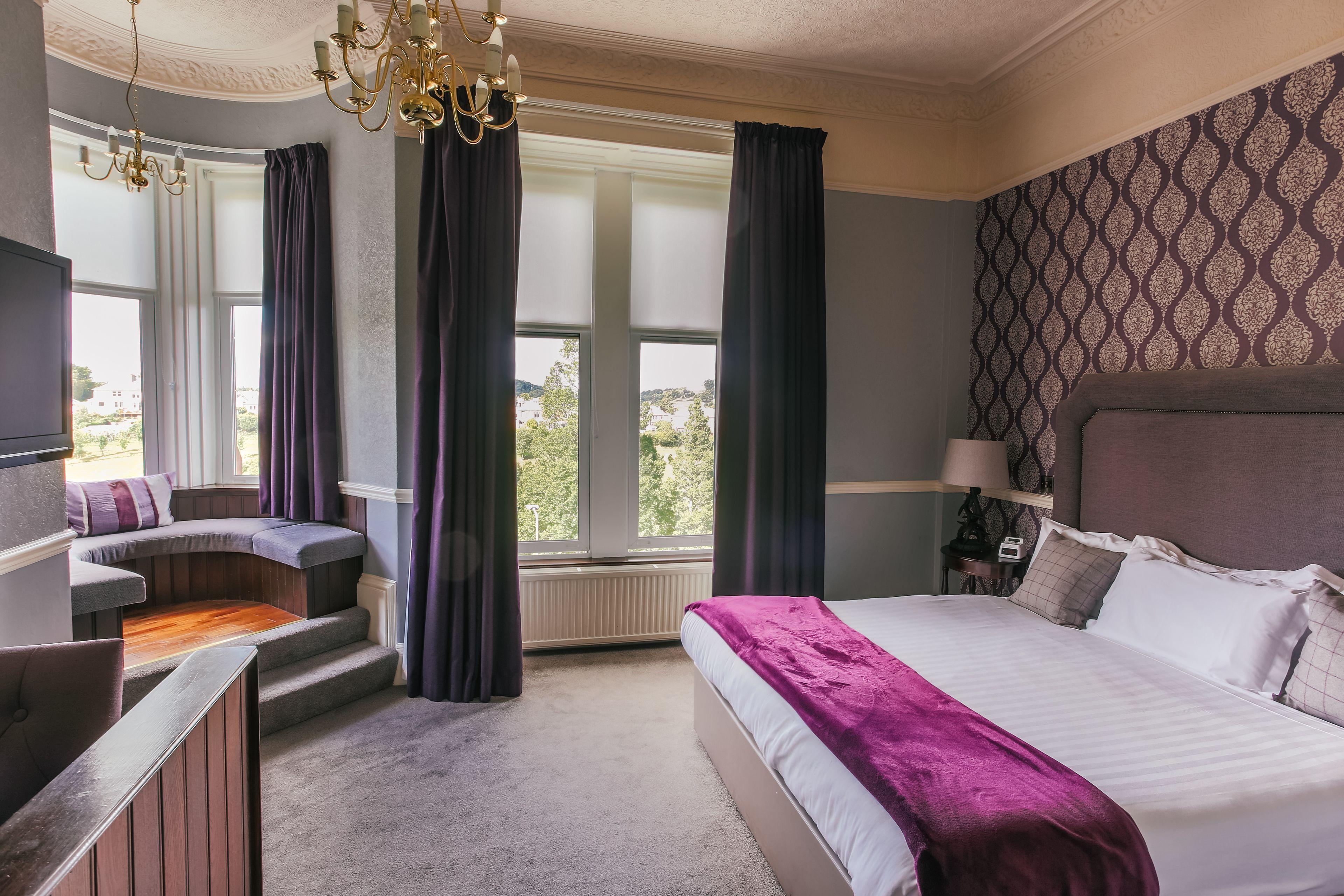 Chambre Lit King-Size Deluxe - Non-Fumeurs