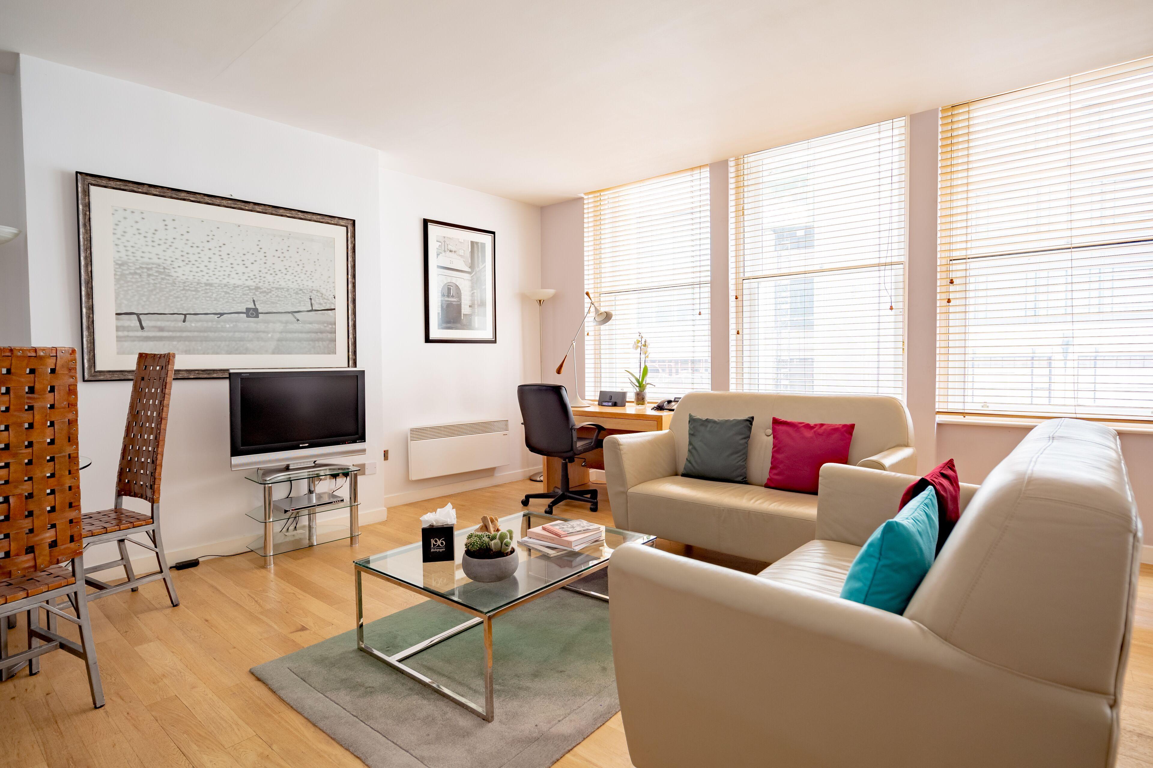 Apartamento com 1 Quarto