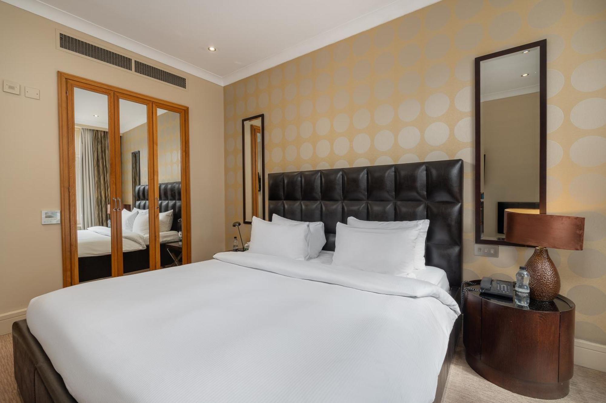 Classic Double Room,1710593315:JPEG