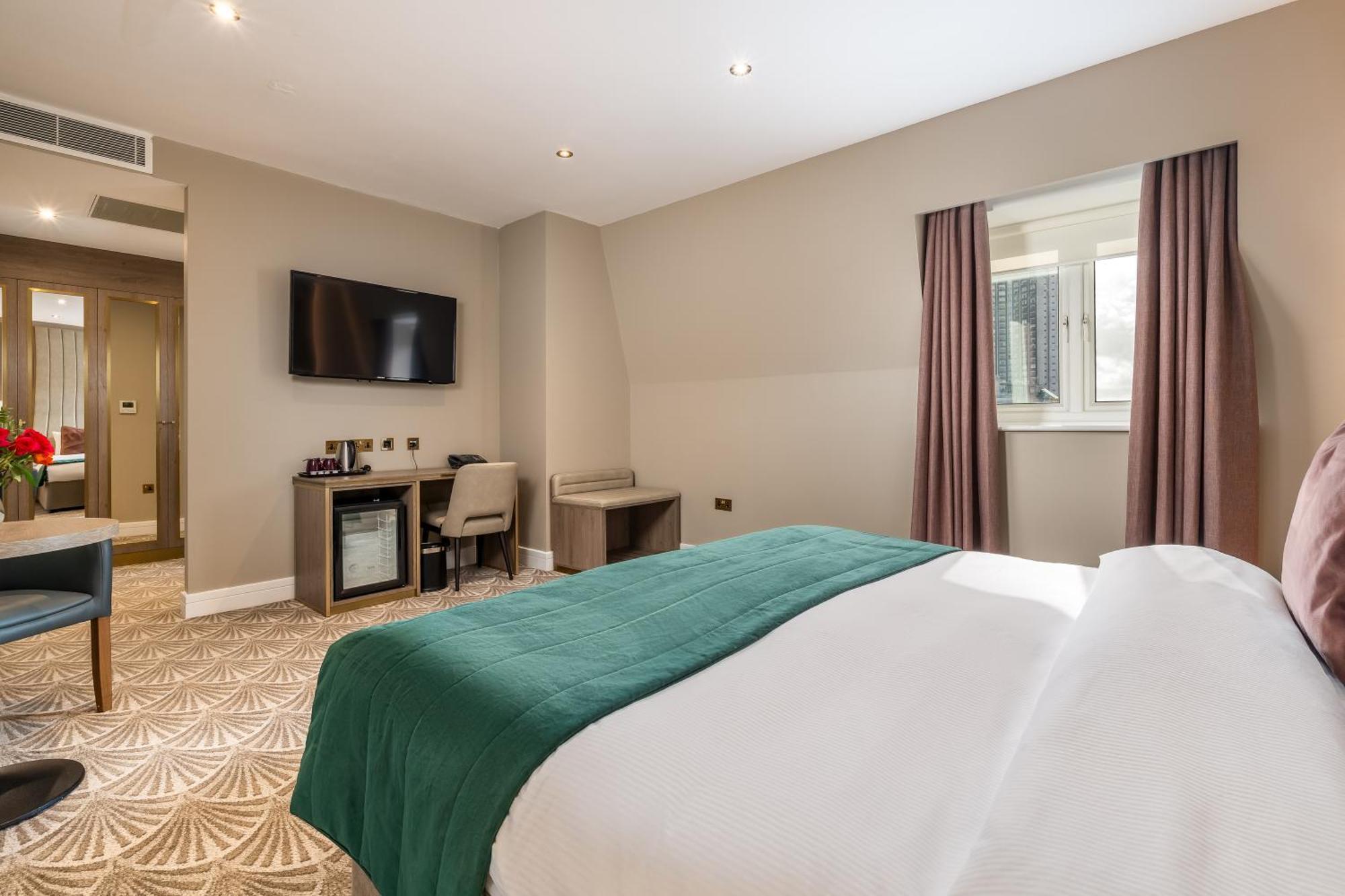 Deluxe King Room,1710593314:JPEG