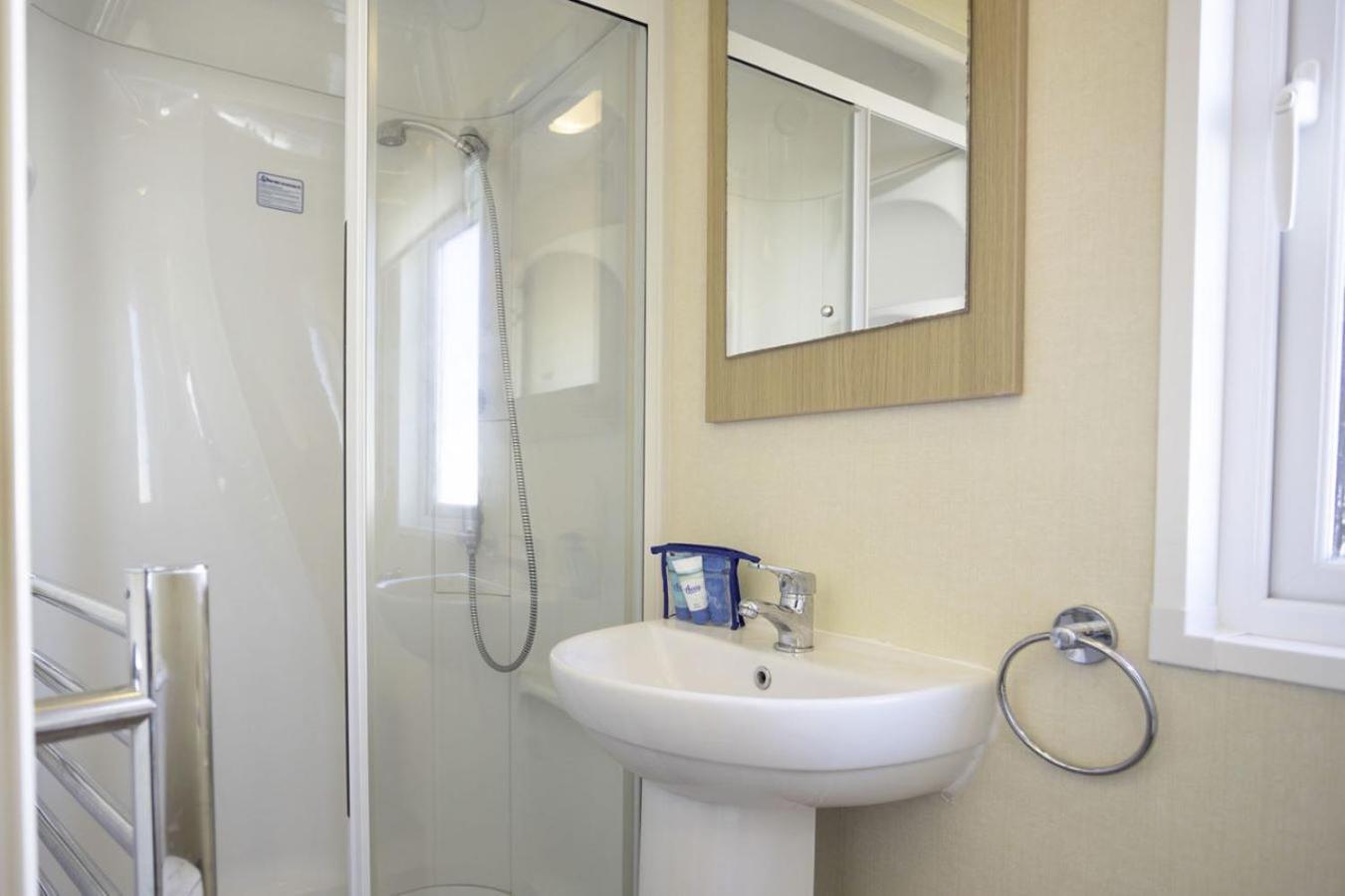 8 Berth Superior Caravan No Pets