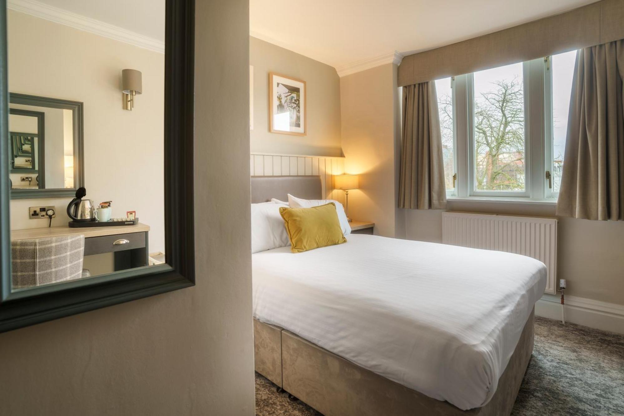 Cosy Double Room