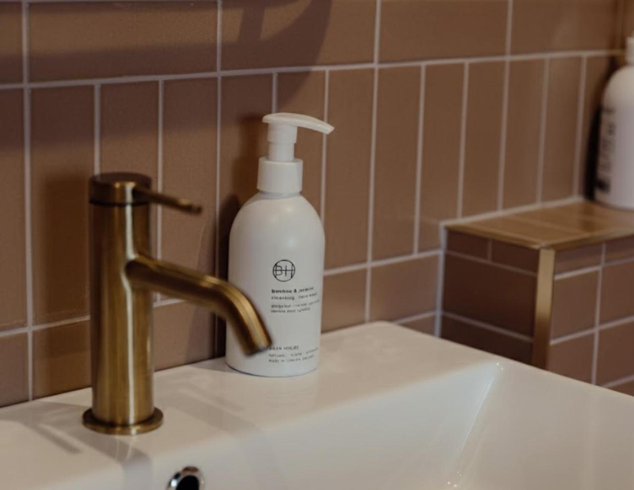 Deluxe Double or Twin Room,1742603481:JPEG