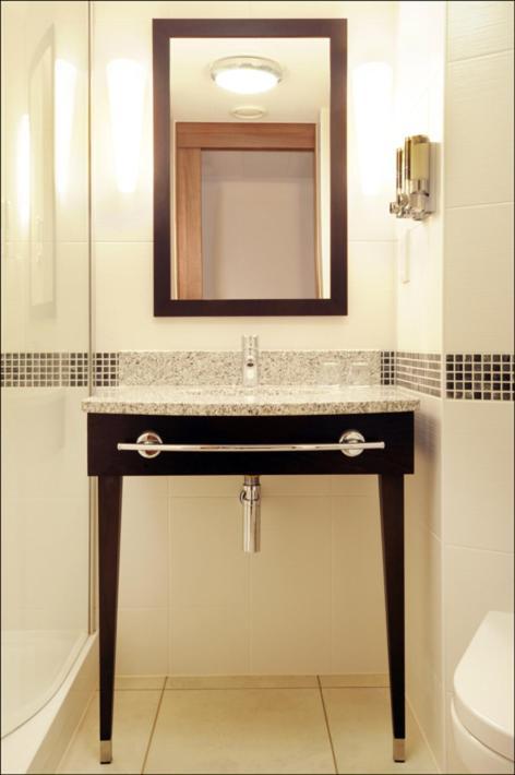 Premium Queen Room