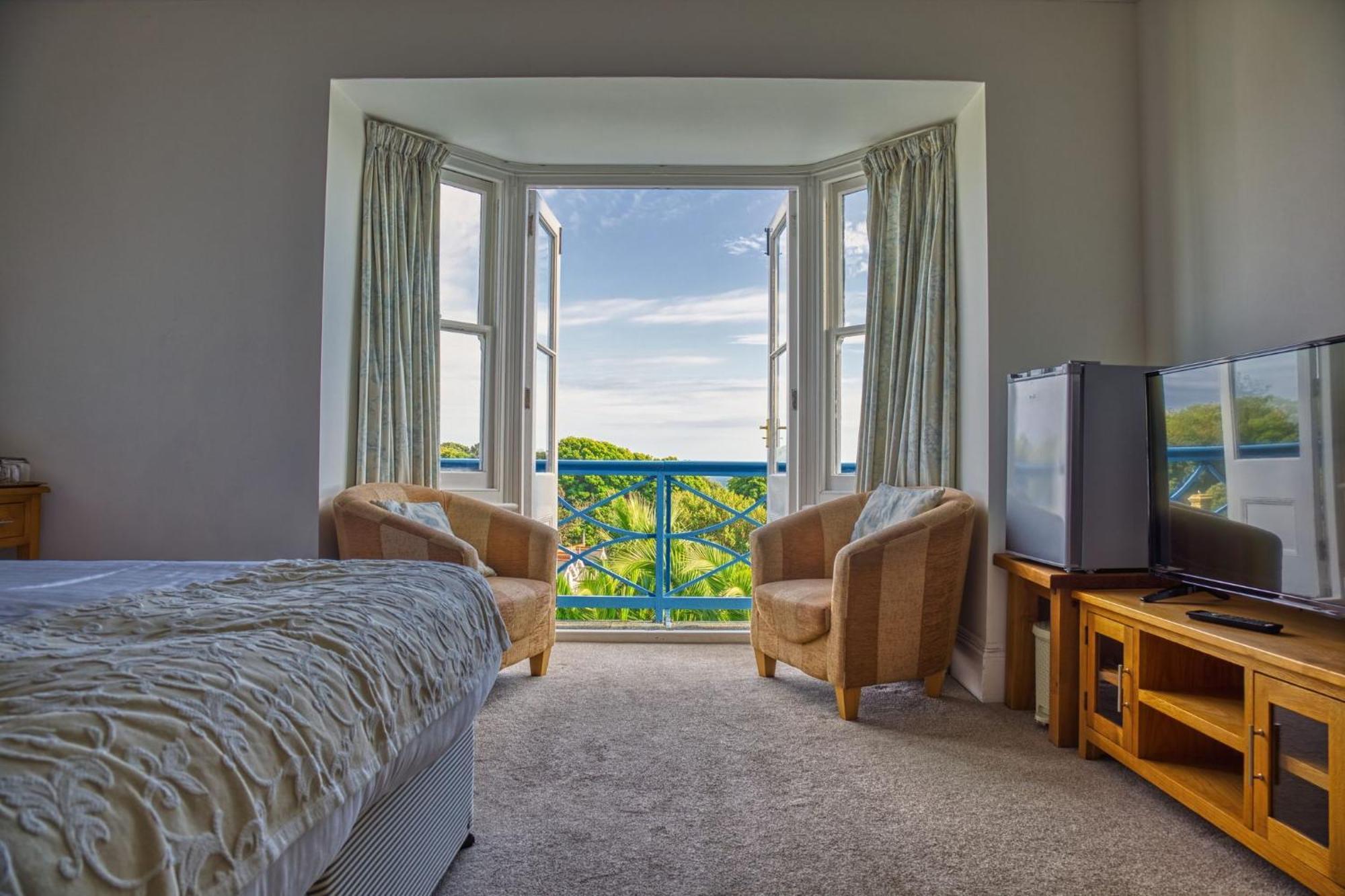 Superior Twin Room,1742849568:JPEG