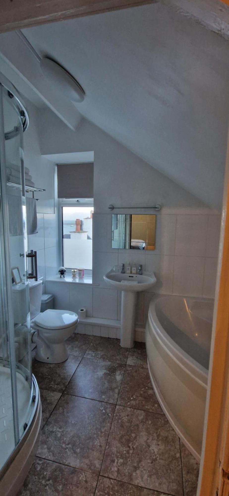Double Room with Private Bathroom