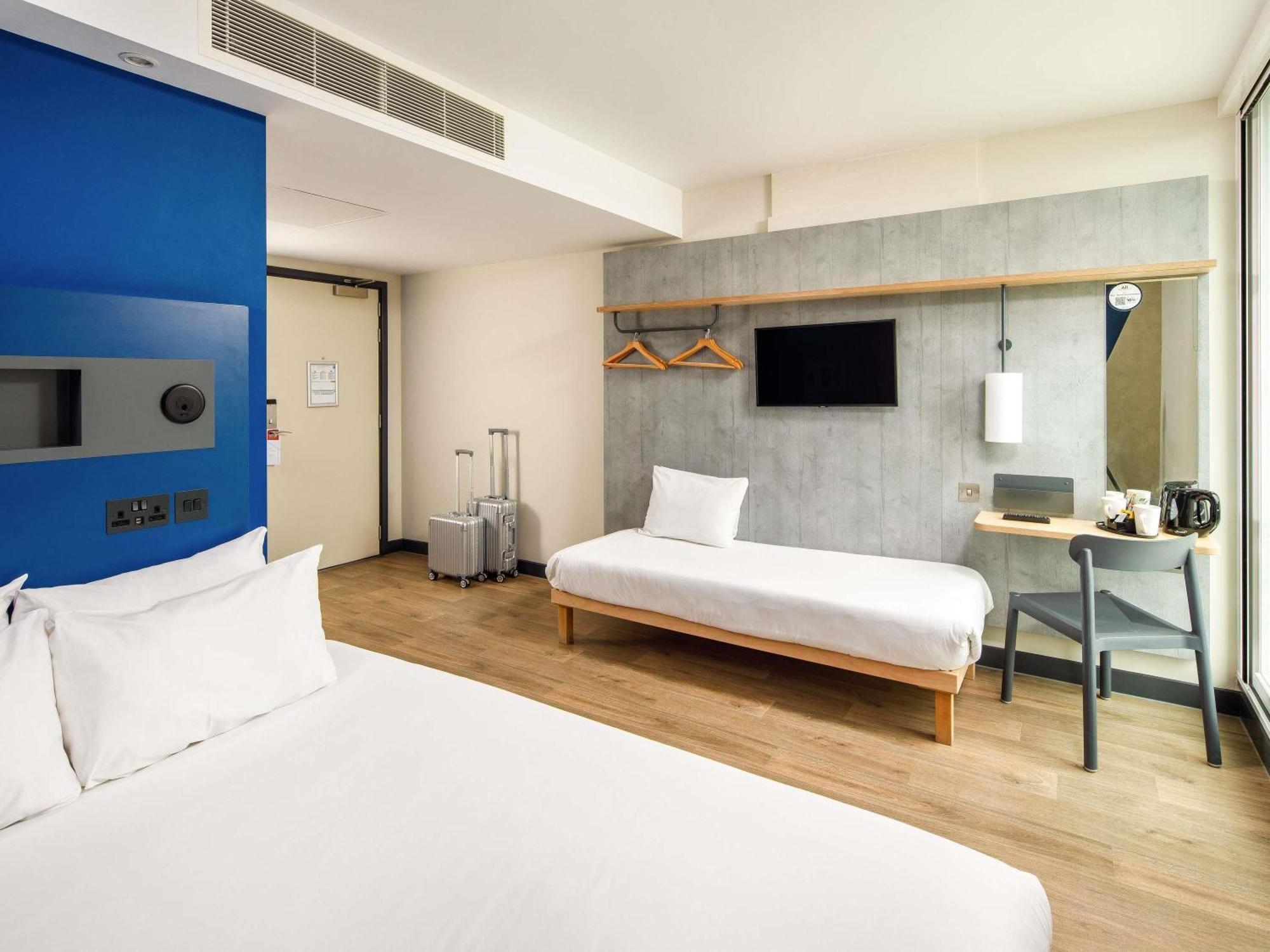 Standard Triple Room with One Double and One Single Bed