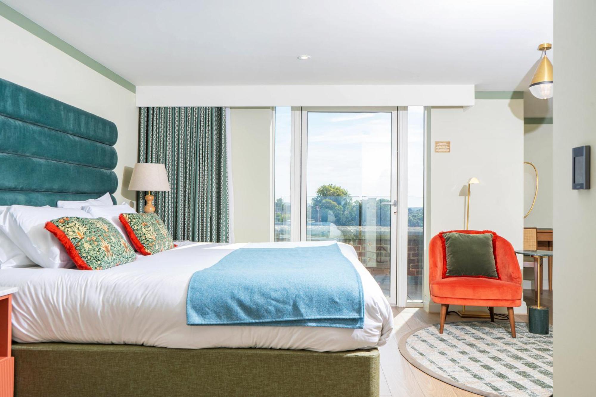 Luxueuse Chambre King avec Balcon