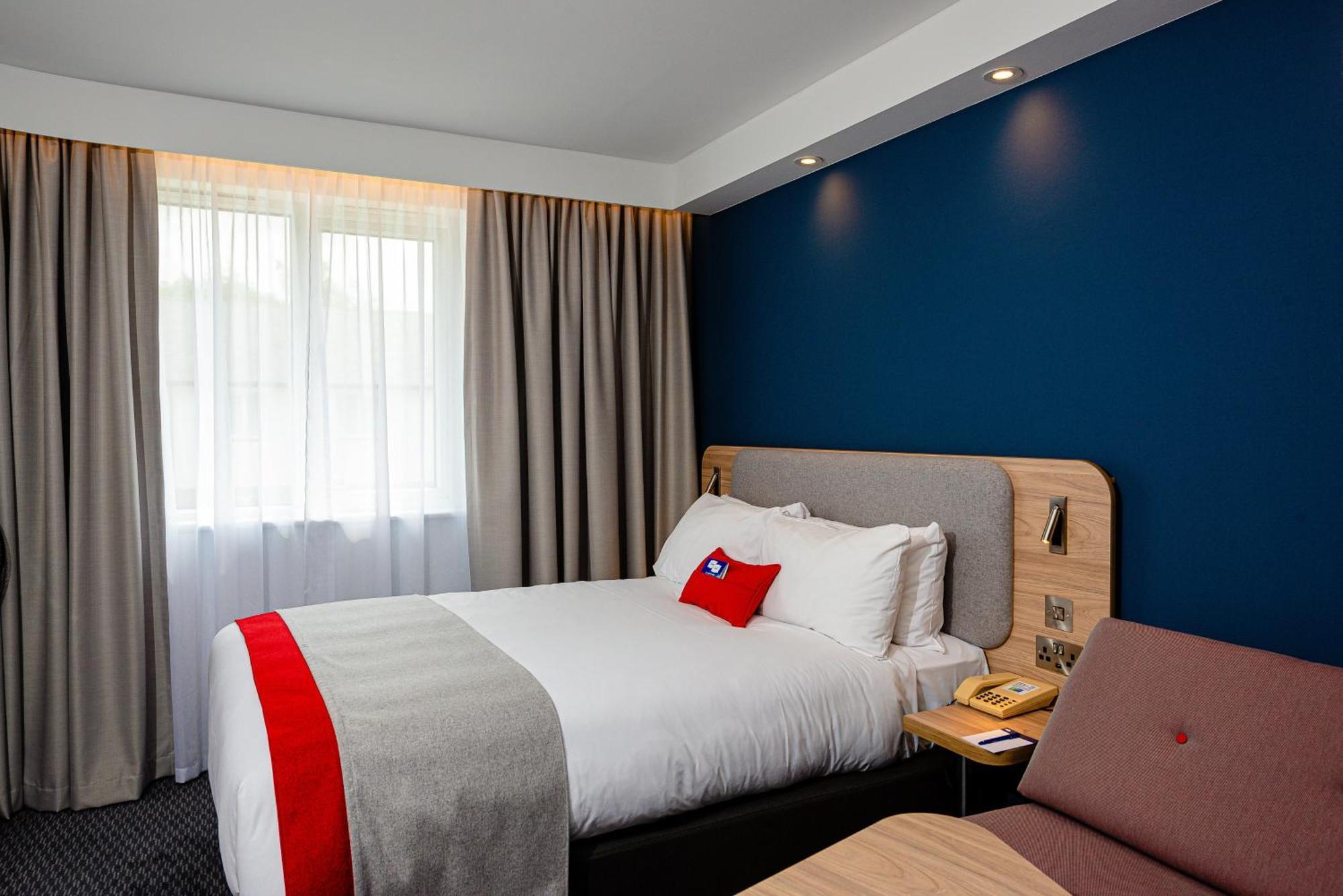 Standard Double Room Sofa Bed Hot