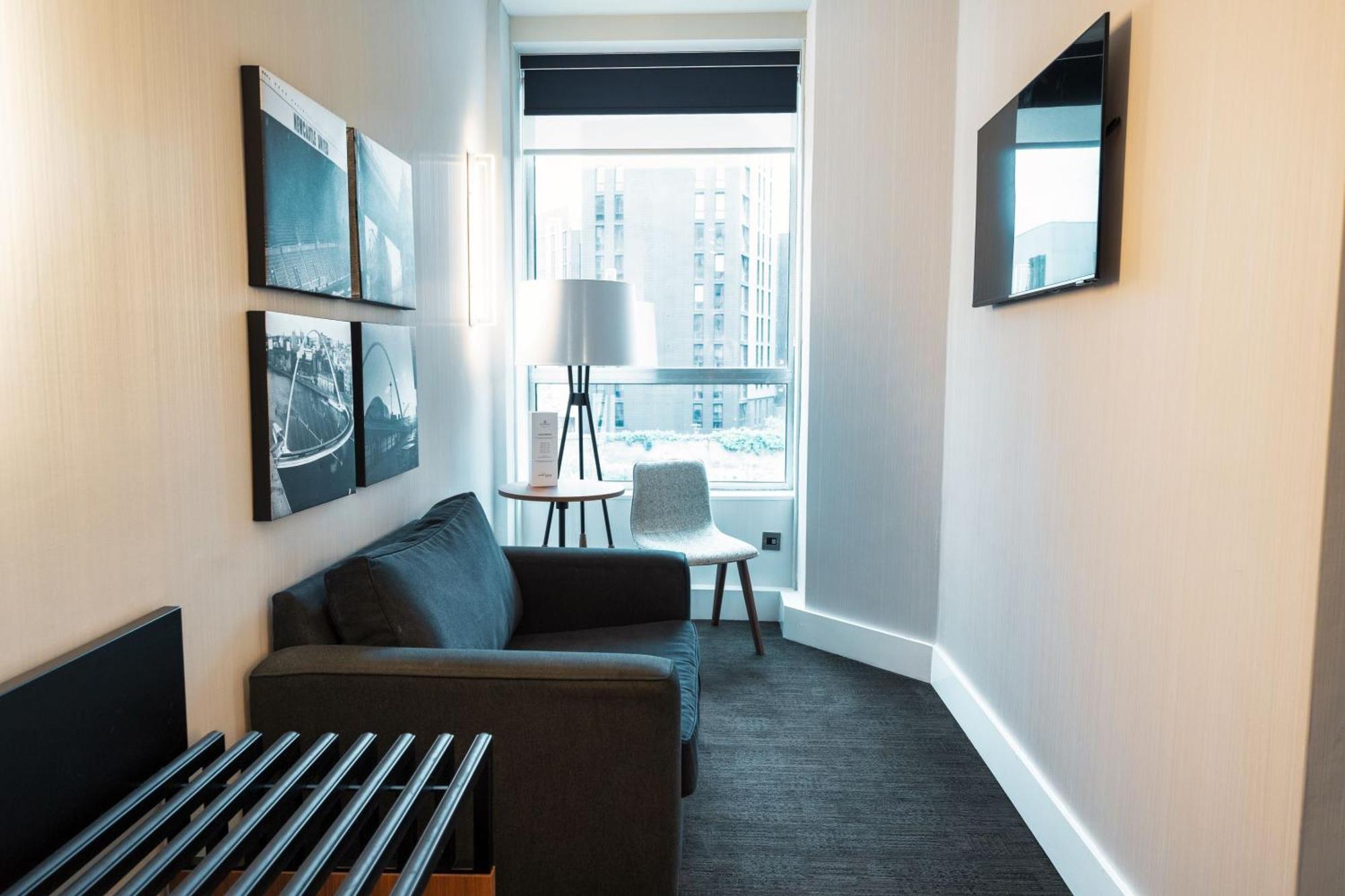 Junior Suite, 1 King Bed, Sofa Bed, Kitchenette