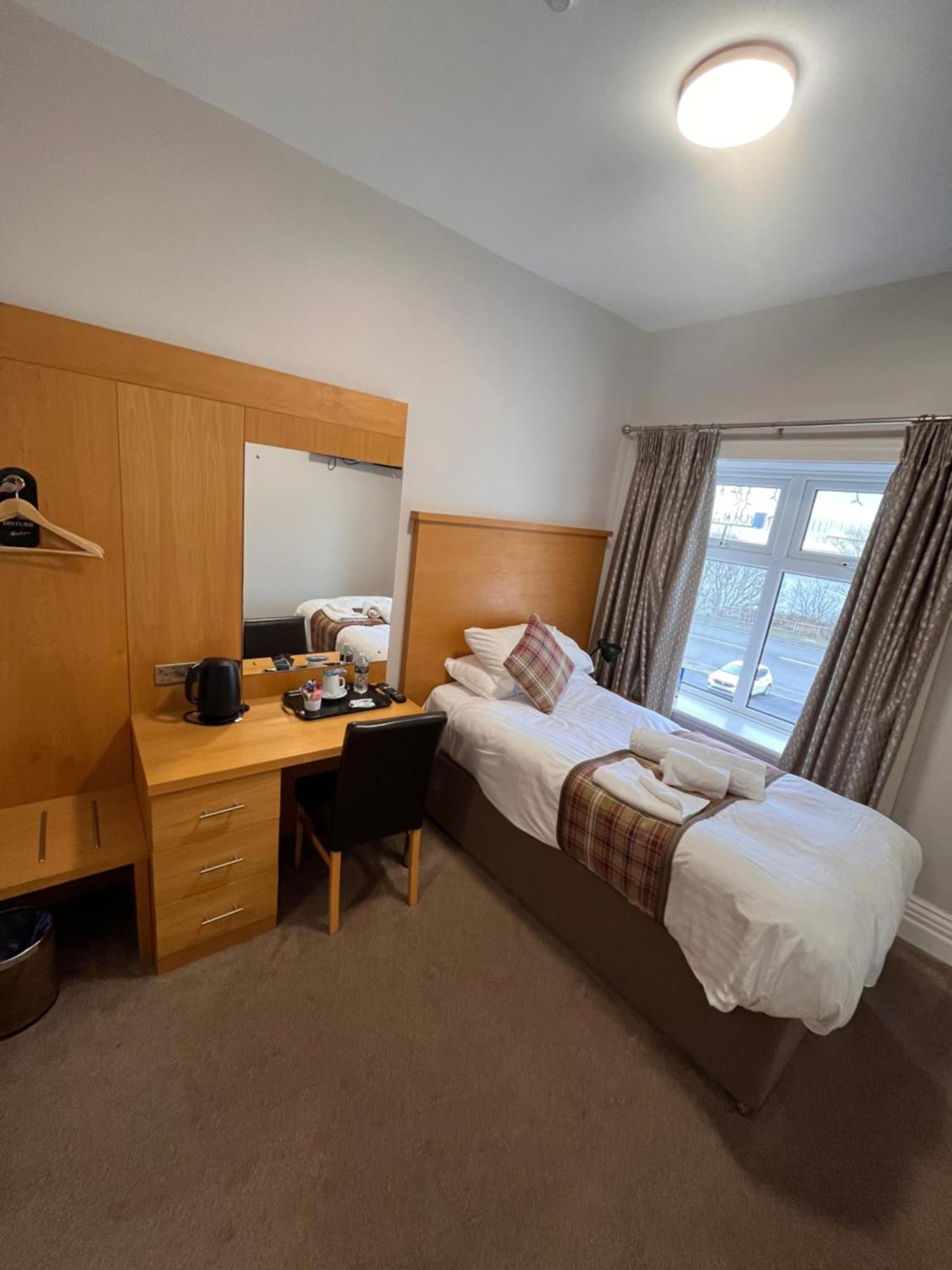 Standard Single Room with Sea View